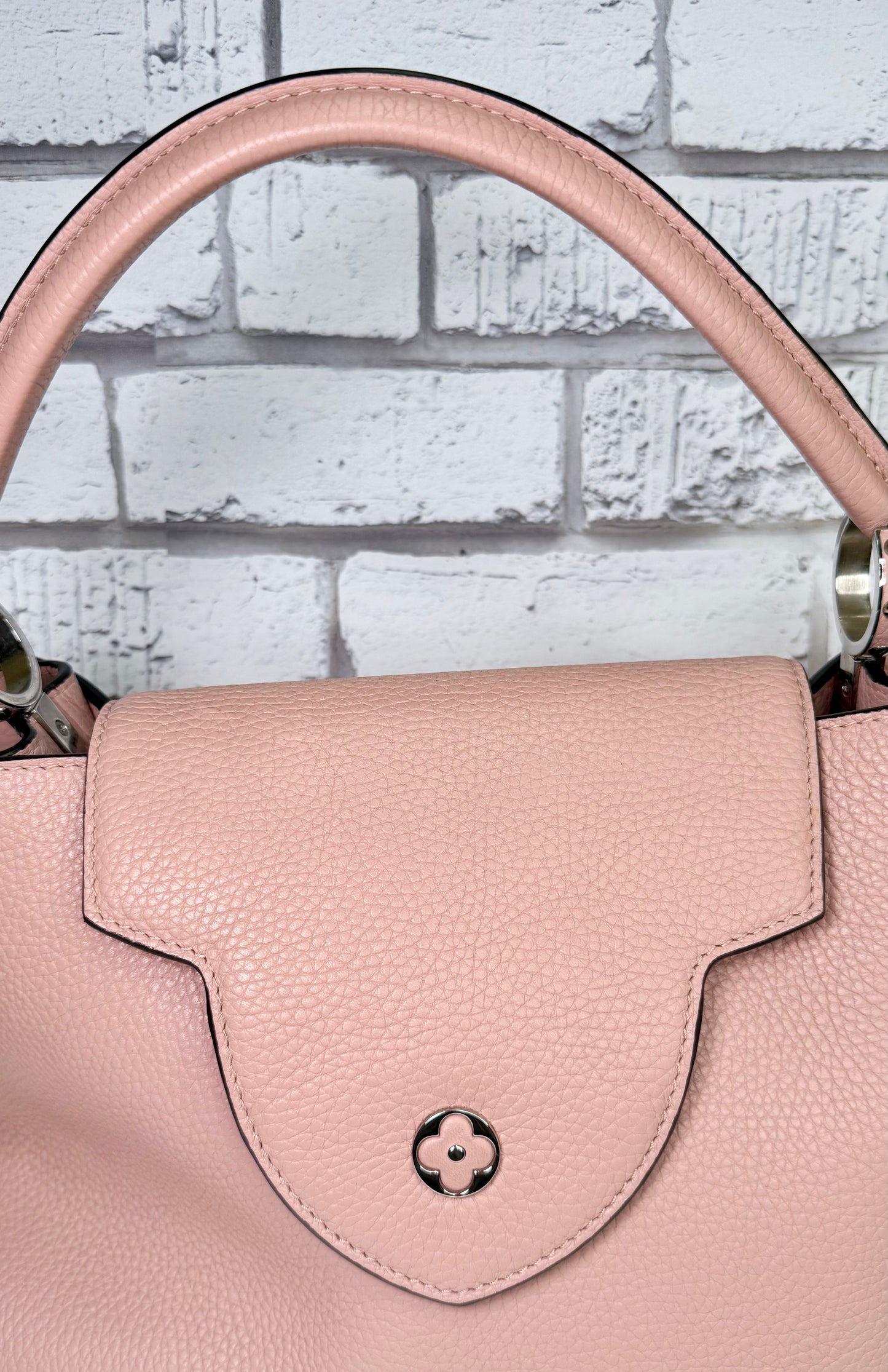 Louis Vuitton Capucines MM (Rose Pink) - Great/Excellent