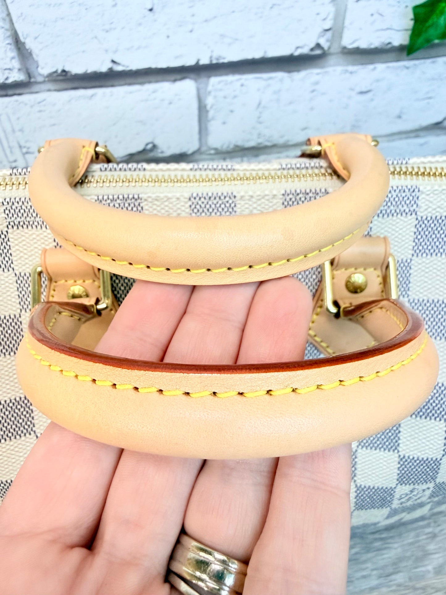 Louis Vuitton Damier Azur Speedy 25