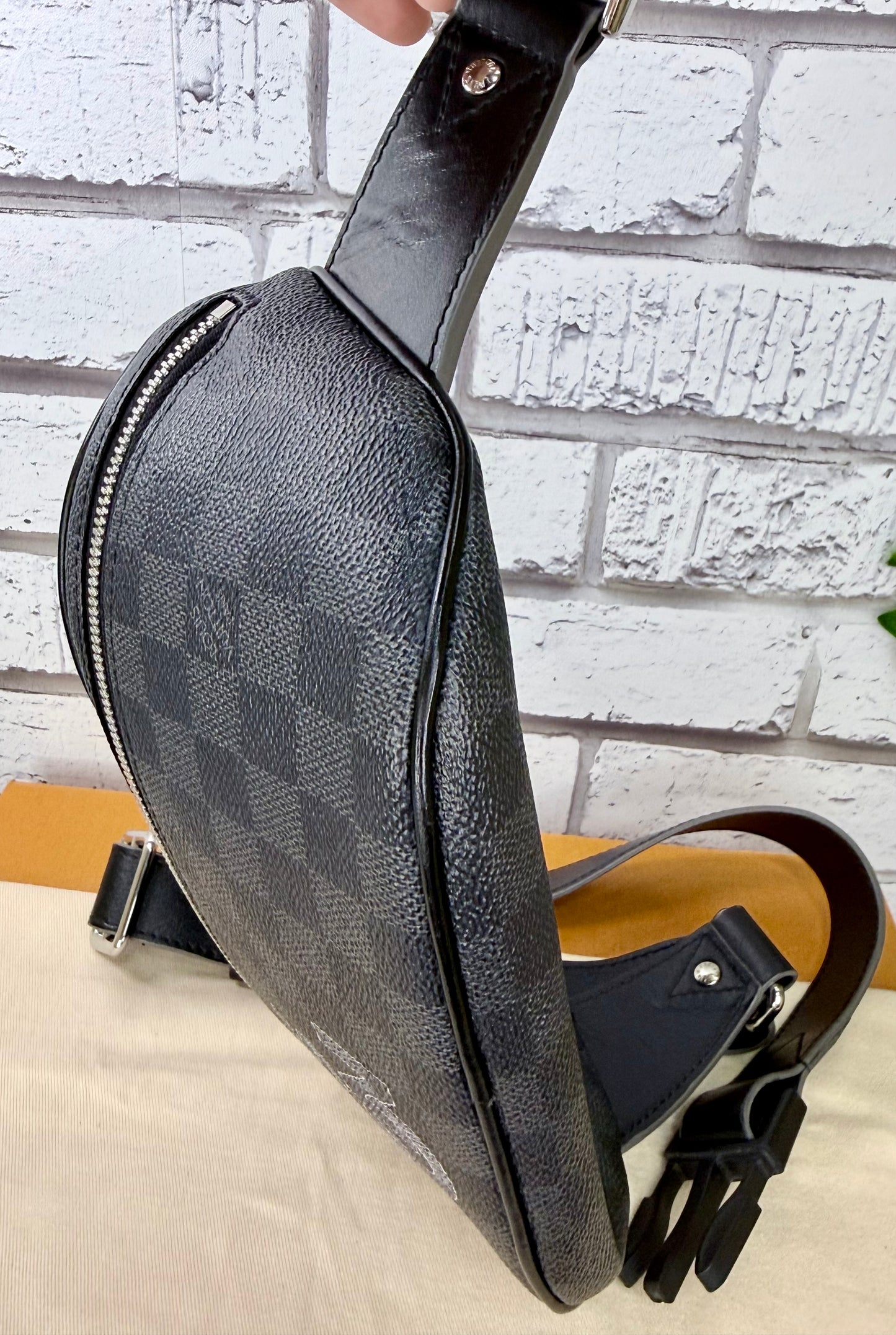 Louis Vuitton Campus Bum Bag (Damier Graphite) - Great/Excellent