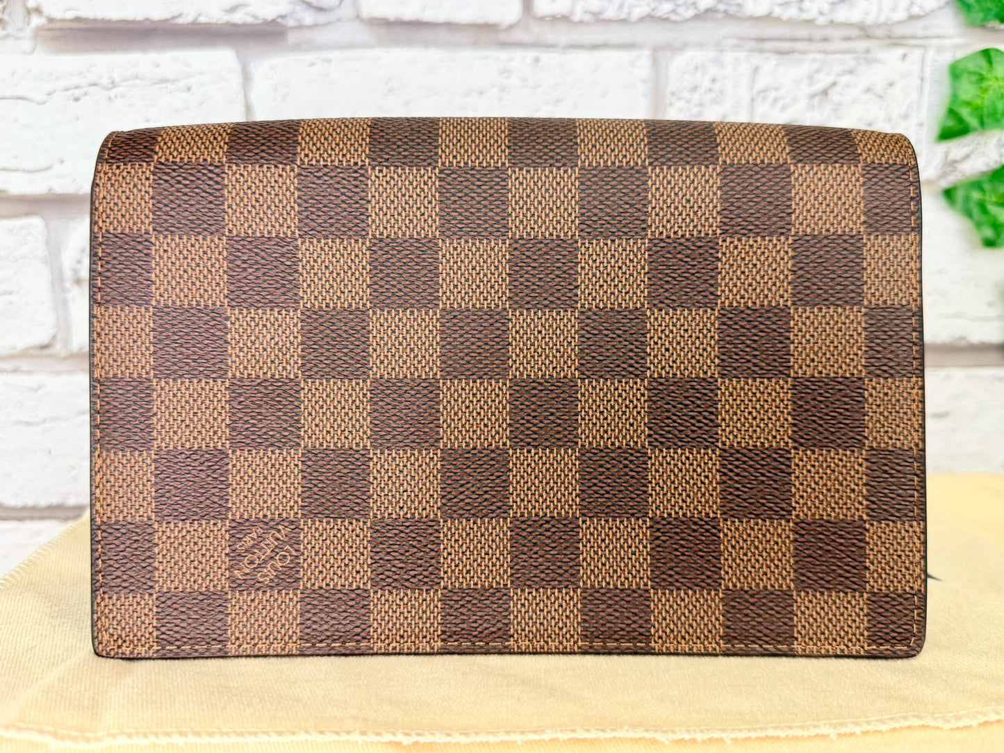 Louis Vuitton Vavin Chain (WOC) Damier Ebene/Black - Like New