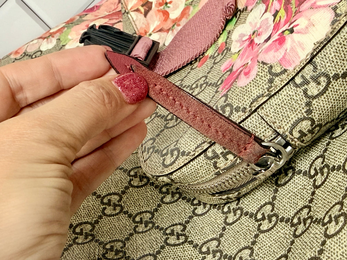 Gucci Supreme GG Blooms Buckle Backpack (Pink) - Great +