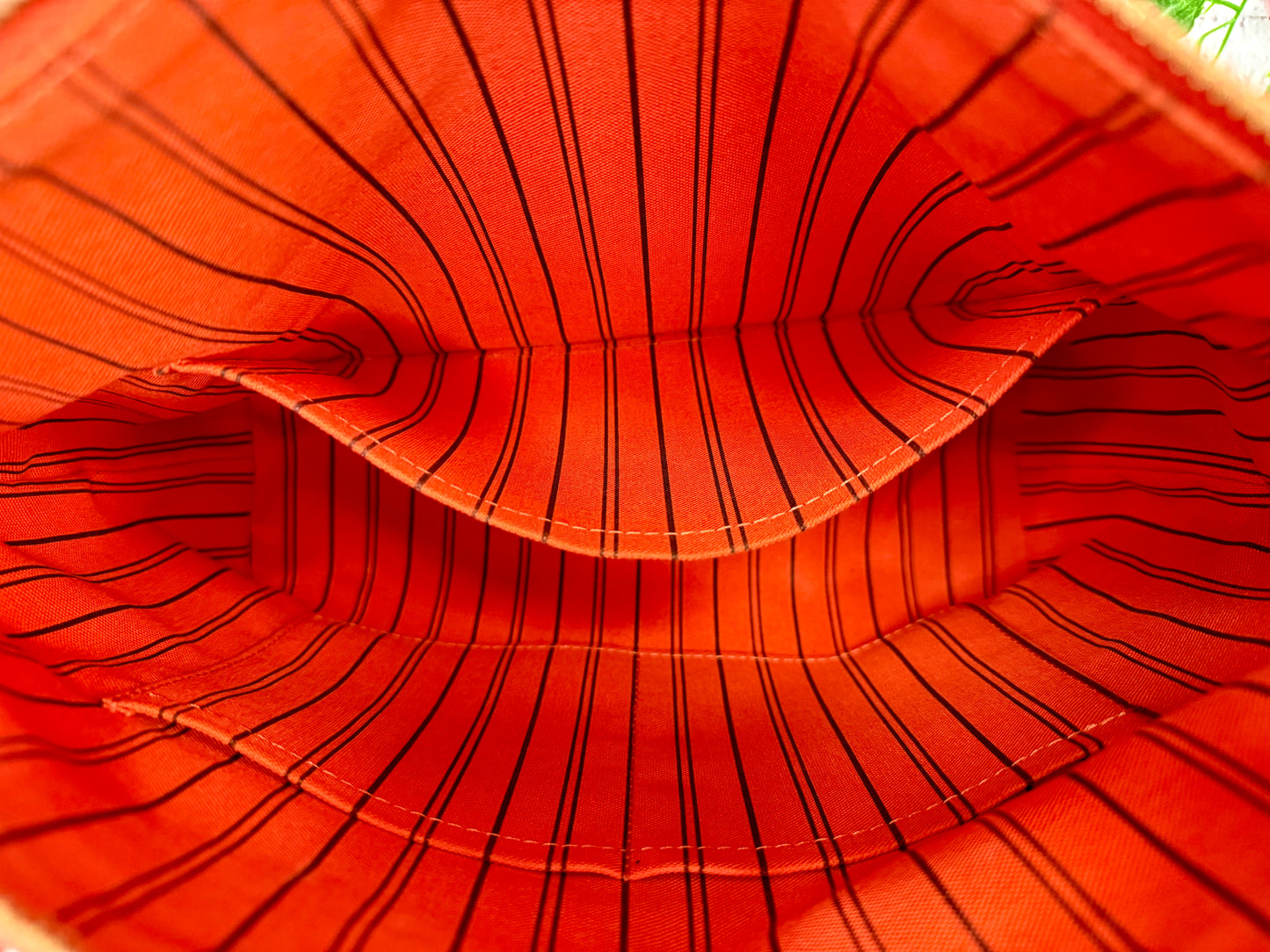 Louis Vuitton Empreinte Leather Bastille (Cerise)