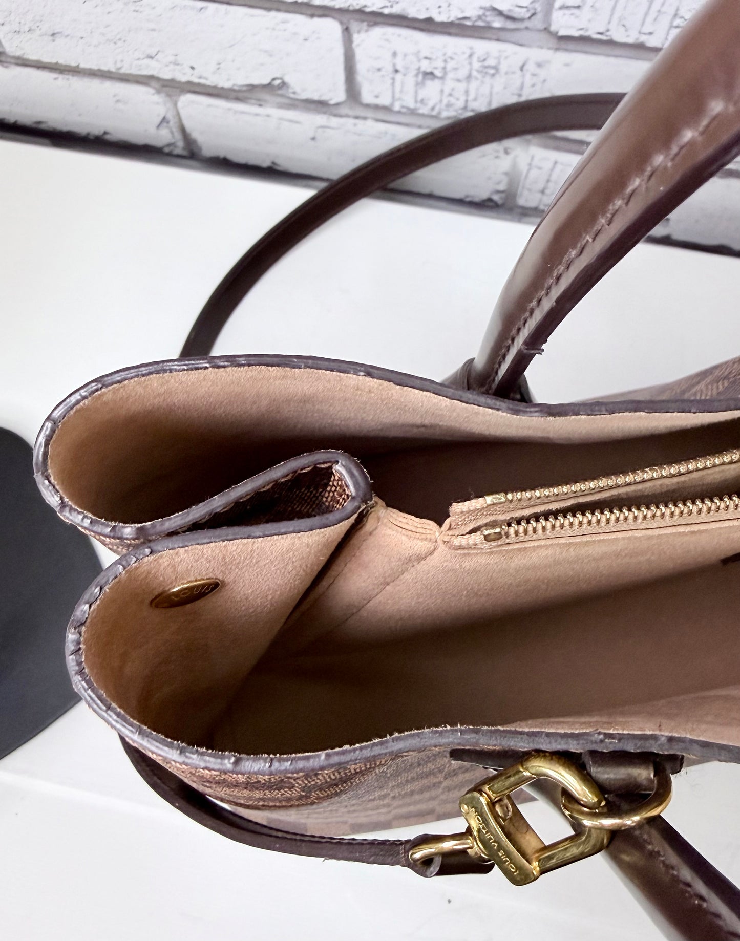 Louis Vuitton Kensington Tote (Damier Ebene) - Very Good