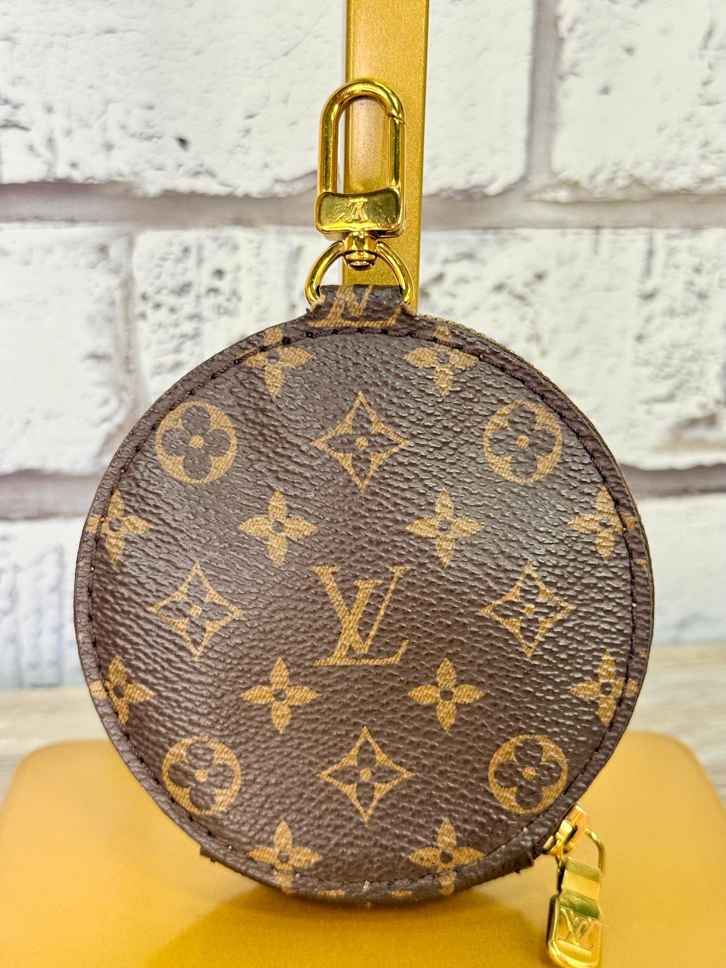 Pre-Owned Louis Vuitton Multi Pochette Accessoires (Pink)