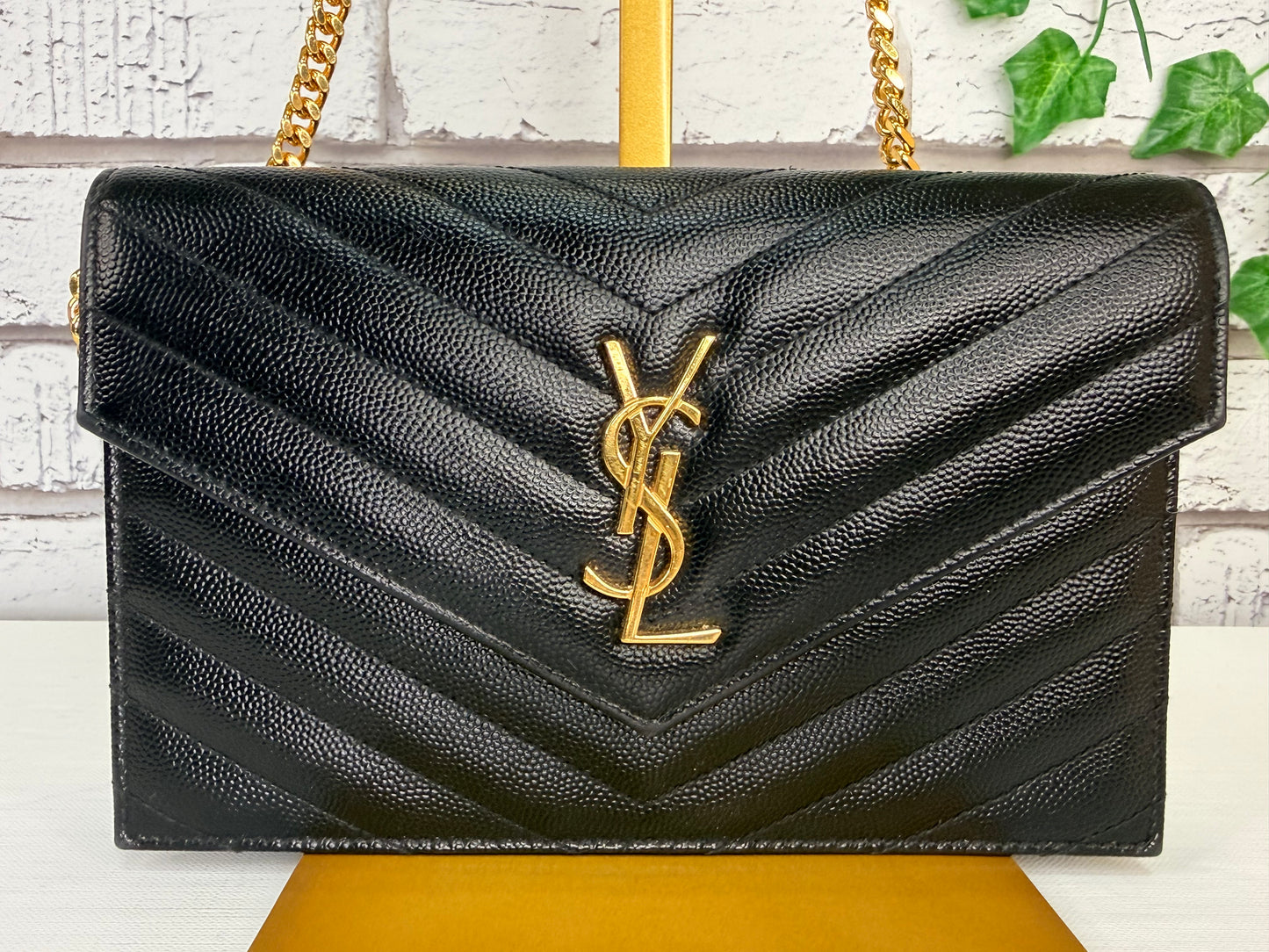 Saint Laurent Grained Leather Cassandre Wallet On Chain - Great/Excellent