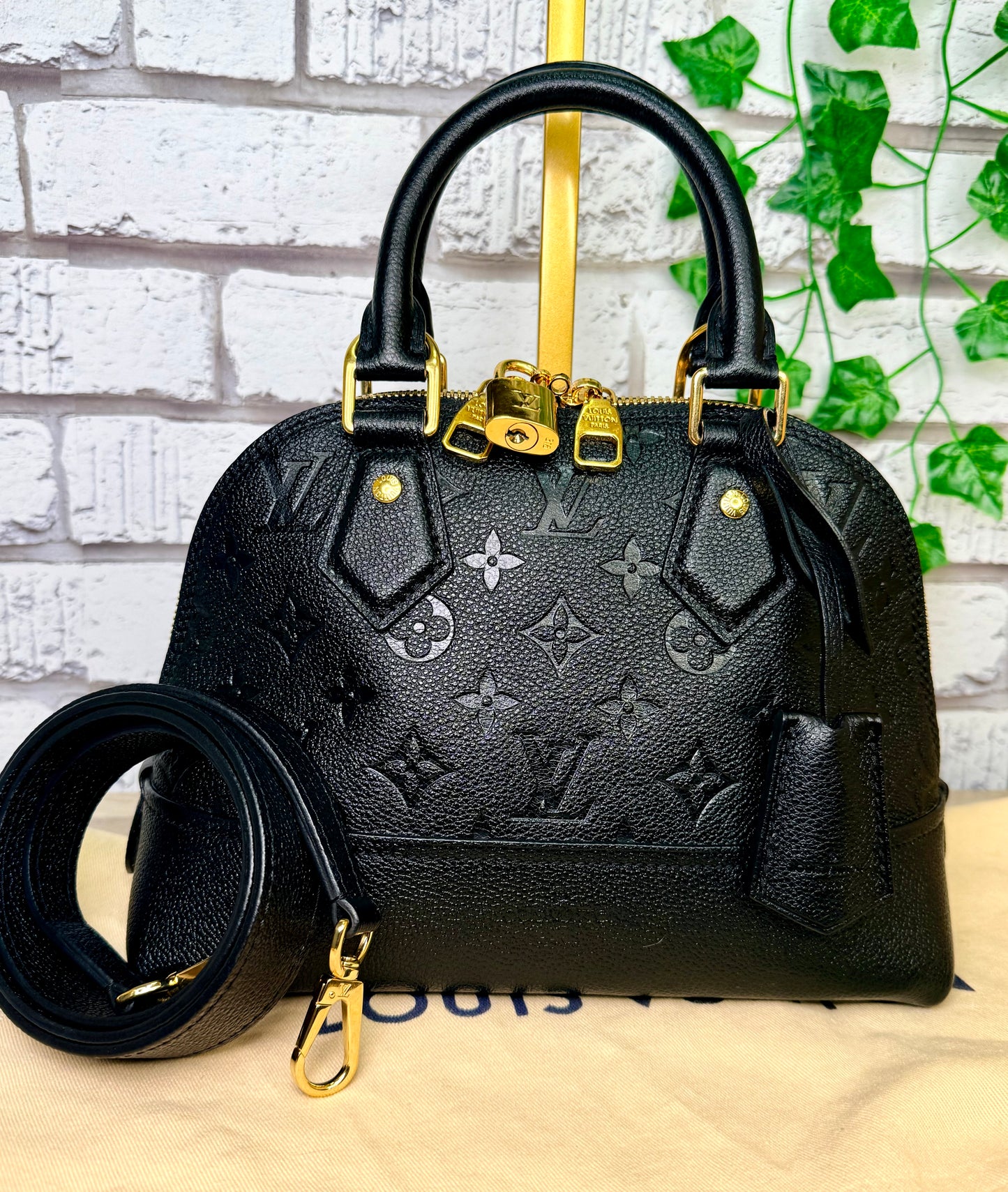 Louis Vuitton Alma BB Empreinte Leather - Black