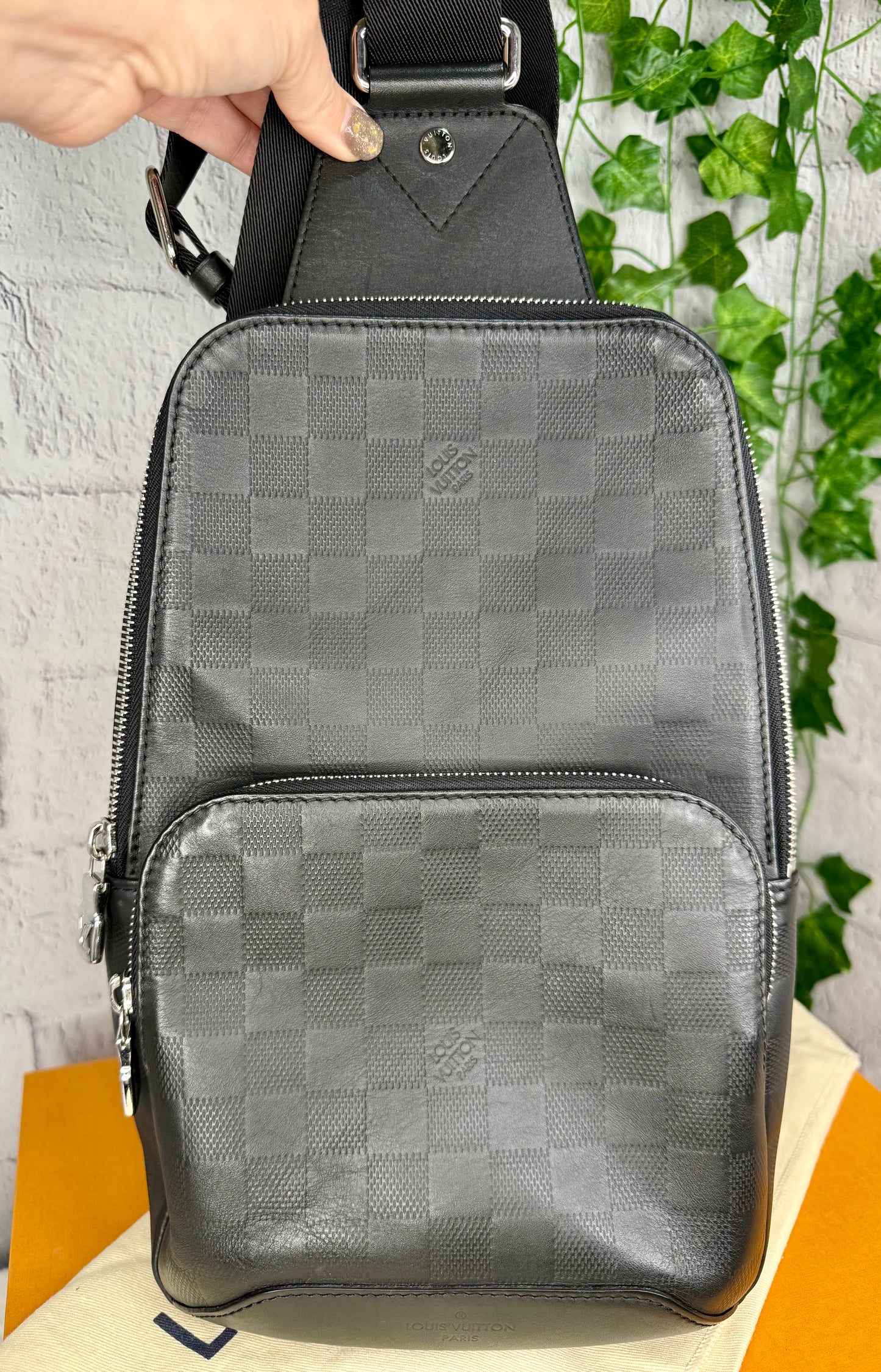 Louis Vuitton Damier Infini Onyx Avenue Sling Bag