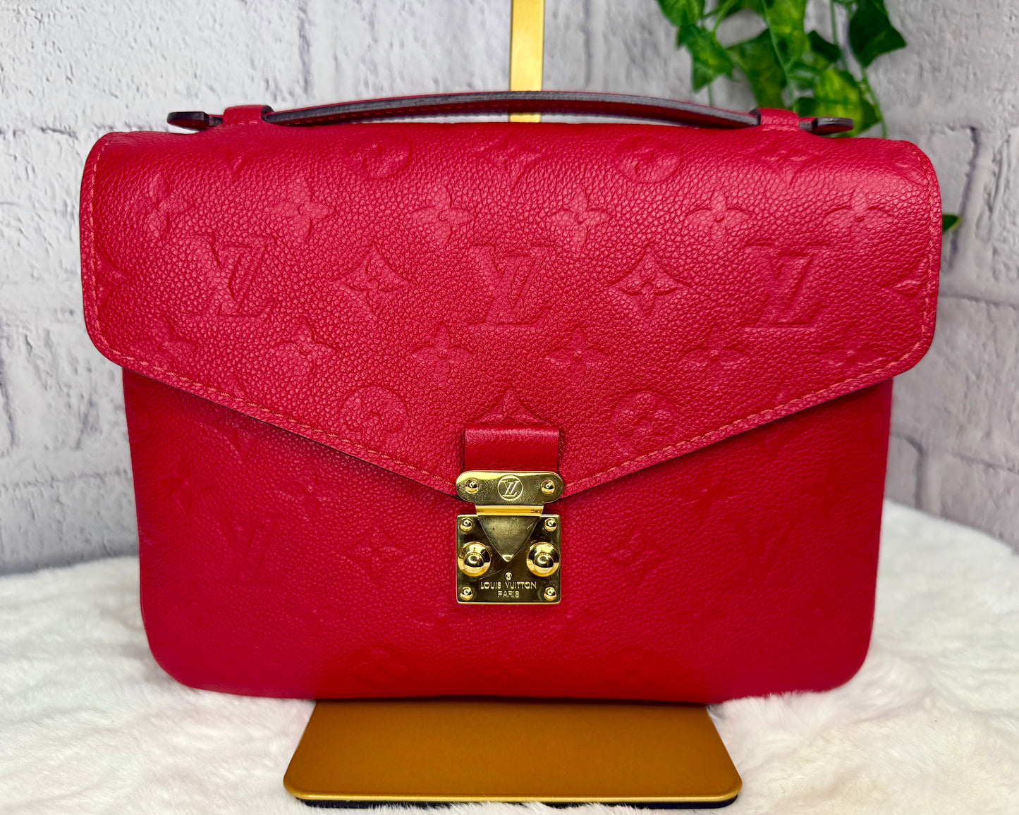 Louis Vuitton Cerise Empreinte Leather Pochette Métis