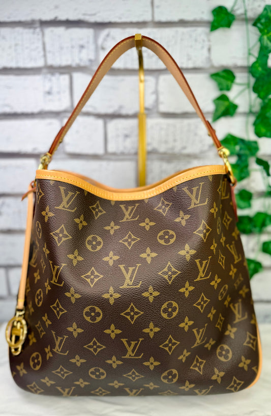 Pre-Owned Louis Vuitton Delightful PM