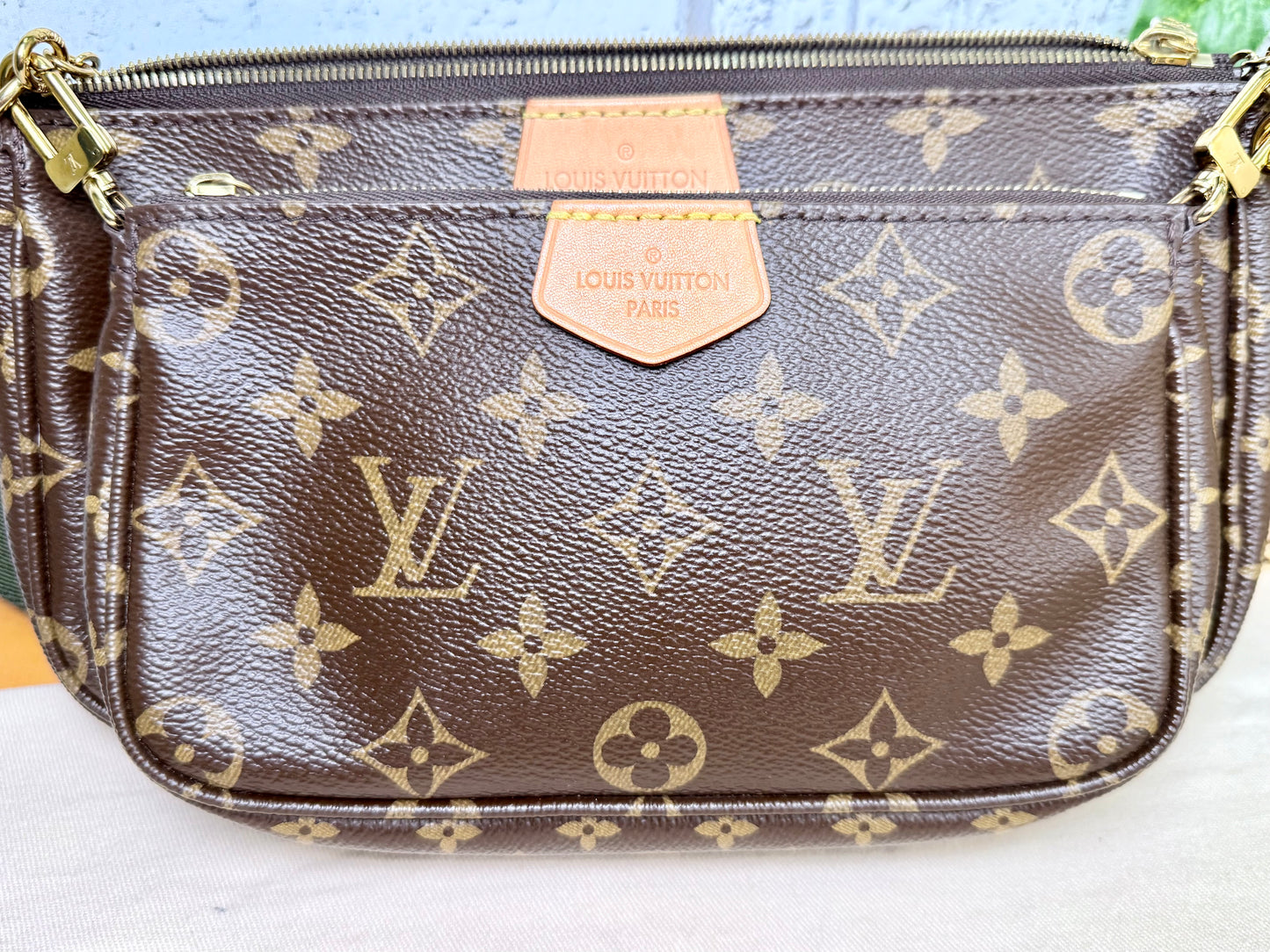 Louis Vuitton Multi Pochette Accessoires (Khaki) - Great/Excellent