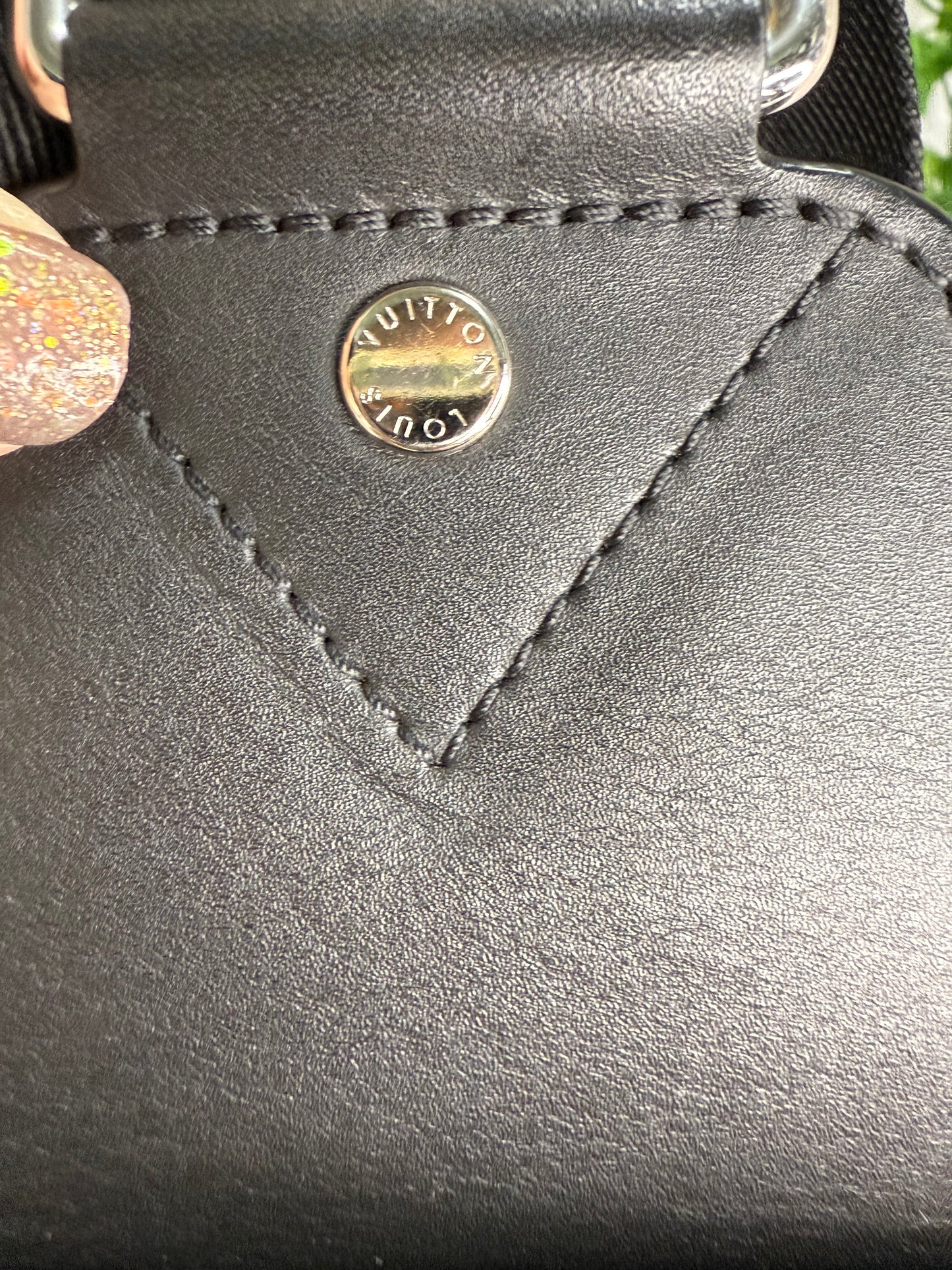 Louis Vuitton Damier Infini Onyx Avenue Sling Bag