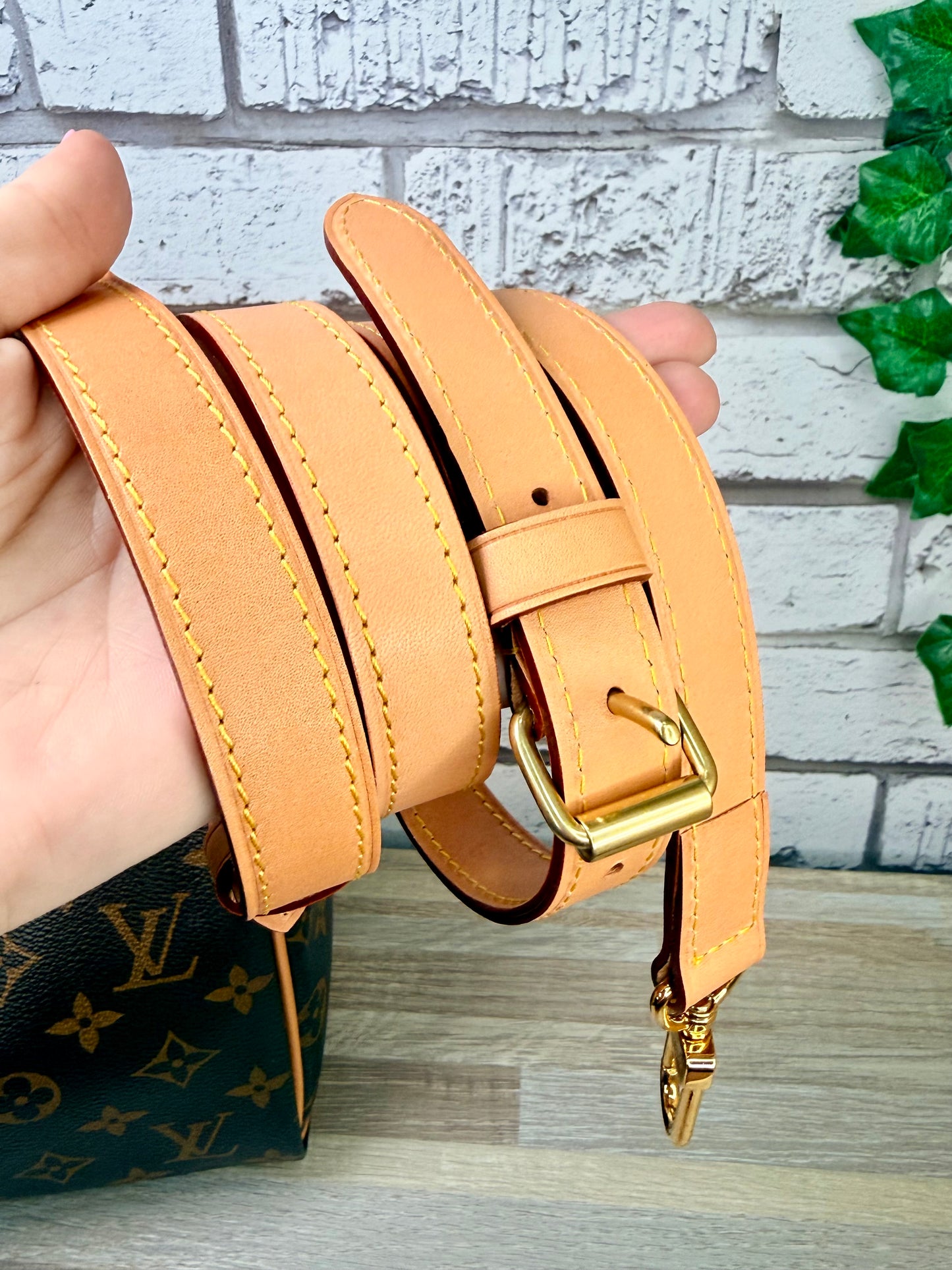 Preowned Louis Vuitton Speedy 30 Bandouliere (Monogram)