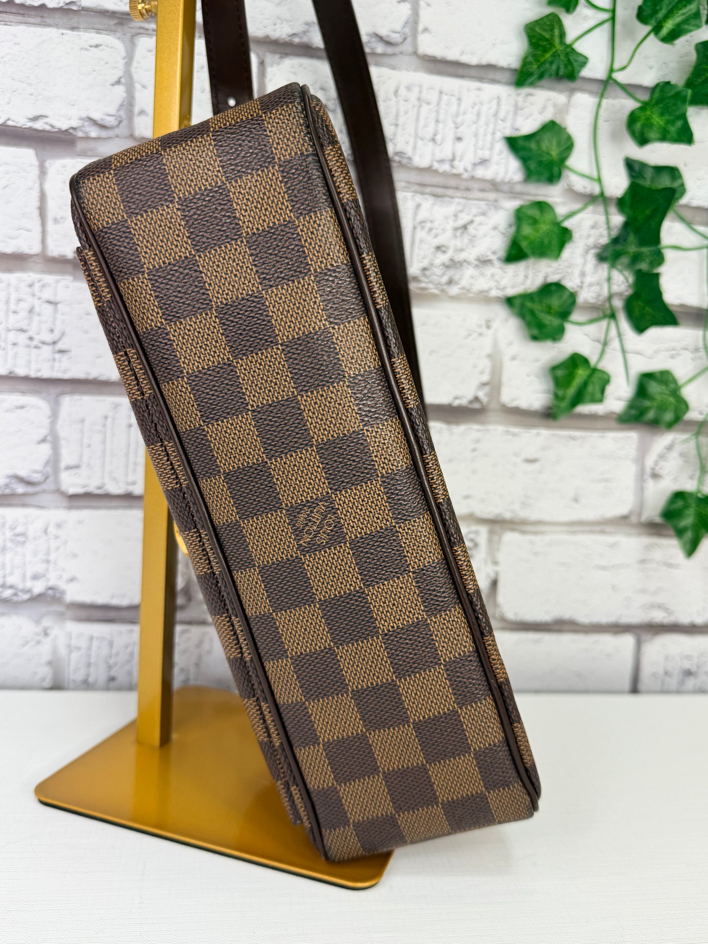 Louis Vuitton Ravello GM - Great/Excellent