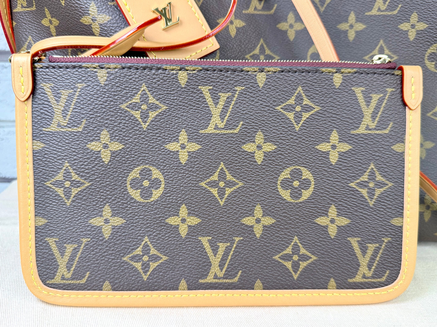 Louis Vuitton Carryall PM (Monogram) - Like New