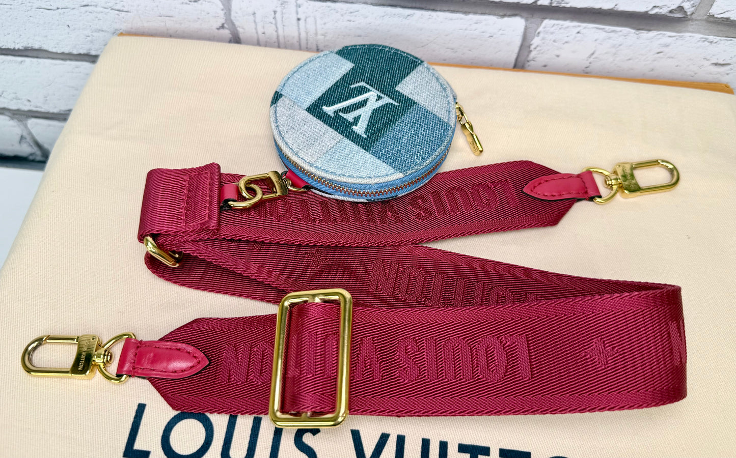 Louis Vuitton Multi Pochette Accessoires (Denim) - Excellent