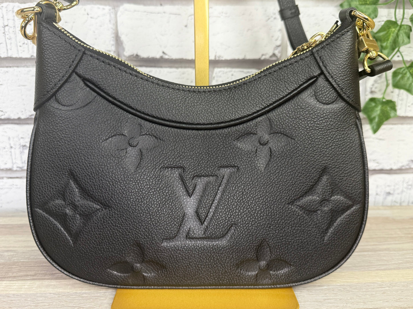 Pre-Owned Louis Vuitton Empreinte Bagatelle (Black)