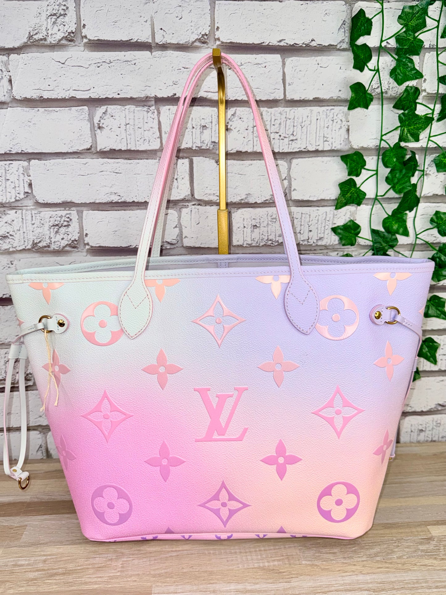 Louis Vuitton “Spring In The City” Neverfull MM (Sunrise Pastel)