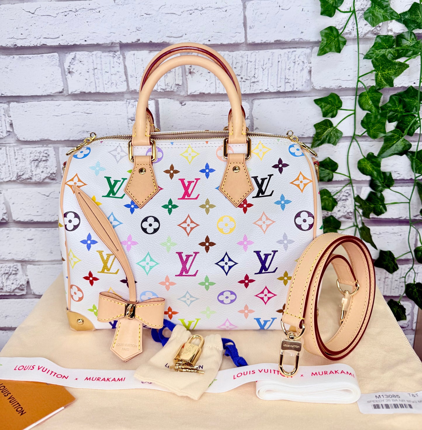 Louis Vuitton x Takashi Murakami Speedy 25 Bandouliere - New/Unused