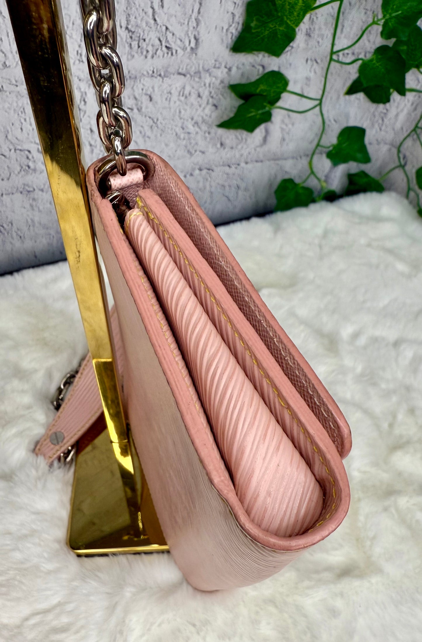 Louis Vuitton Limited Edition Mechanical Flowers Twist WOC
