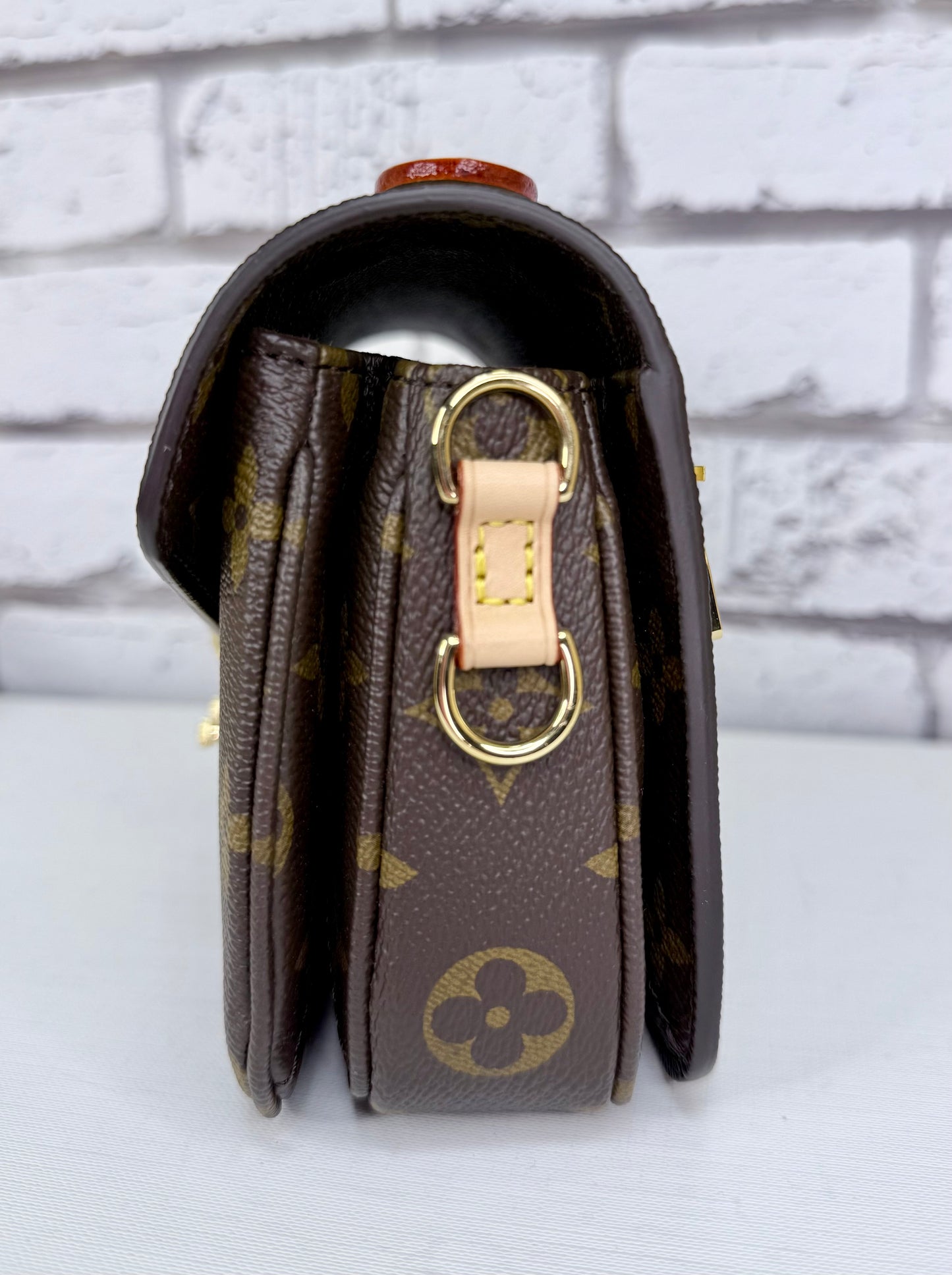Louis Vuitton Metis East West (Monogram) - Like New/Unused