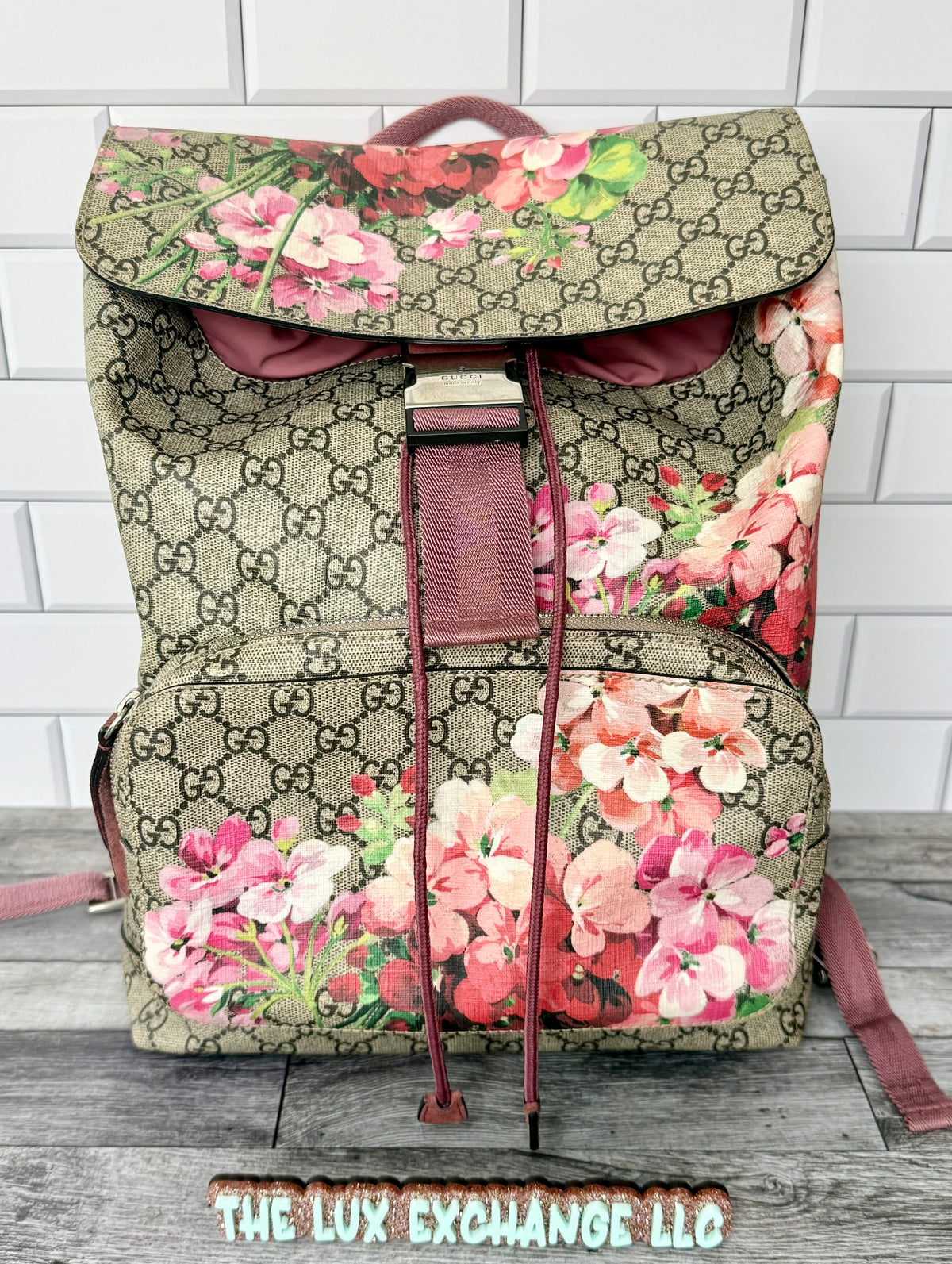 Gucci Supreme GG Blooms Buckle Backpack (Pink) - Great +