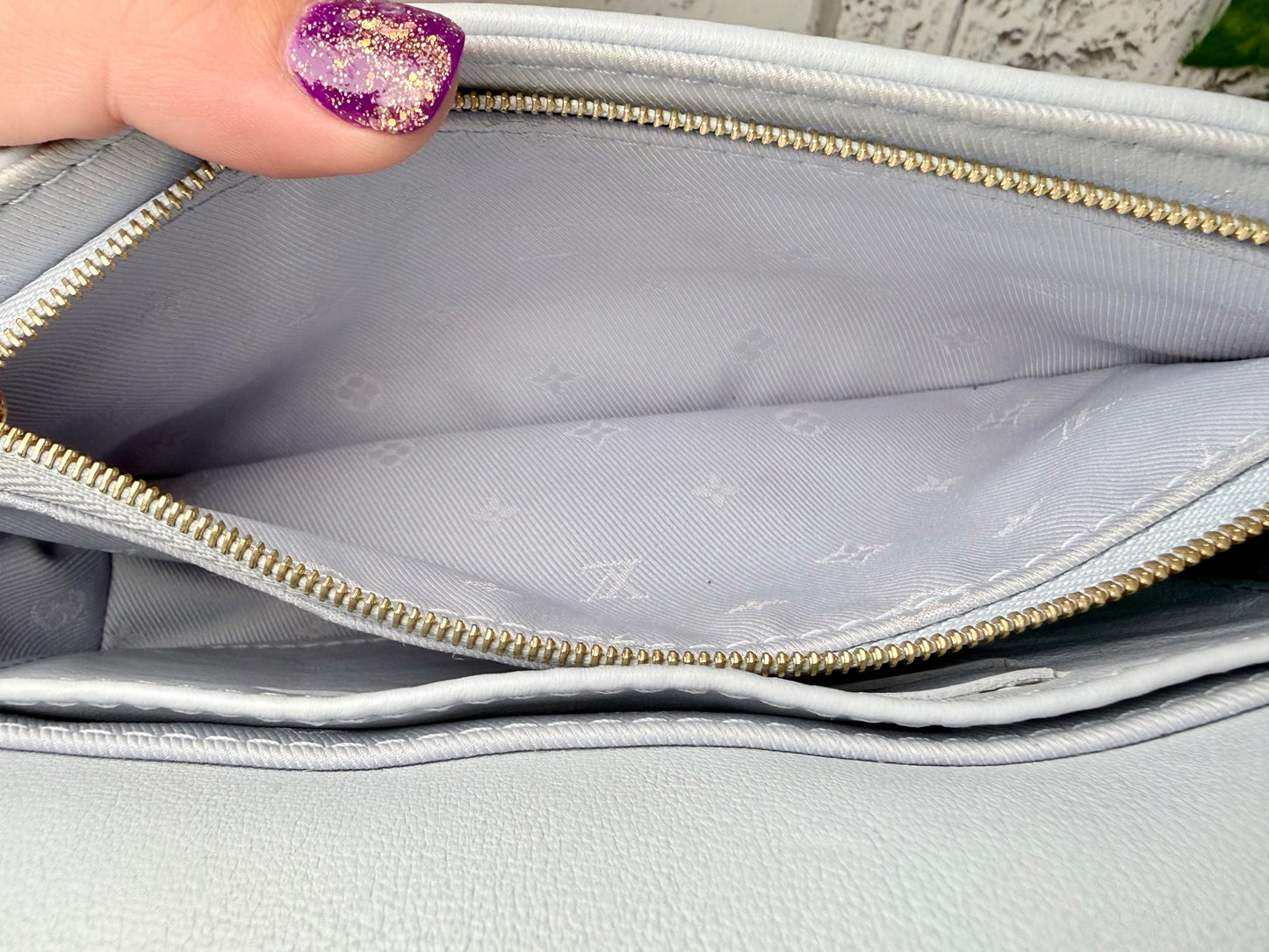 Louis Vuitton Bubblegram Wallet On Strap (Blue Glacier) - Great/Excellent