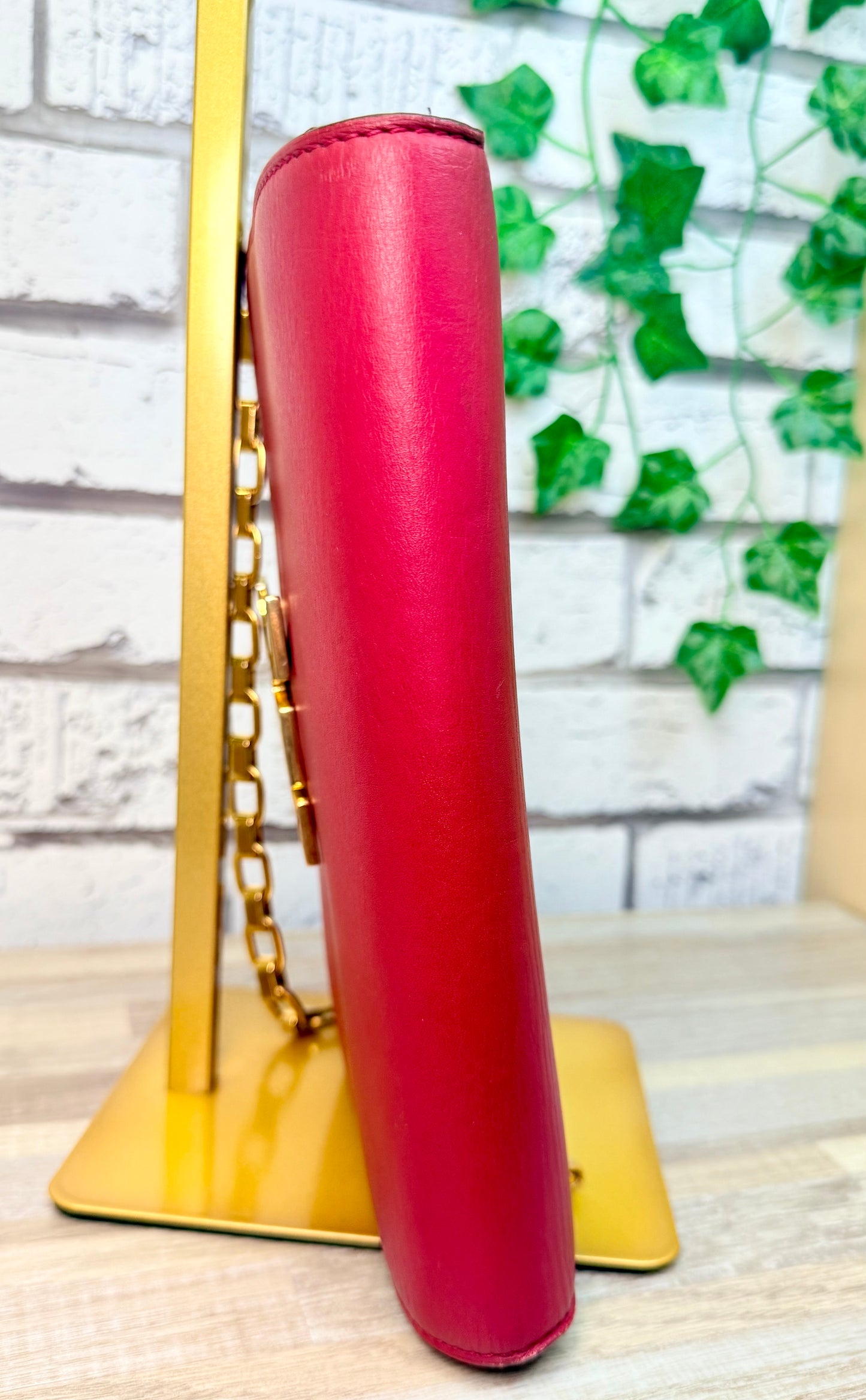 Louis Vuitton Calfskin Chain Louise MM - Raspberry