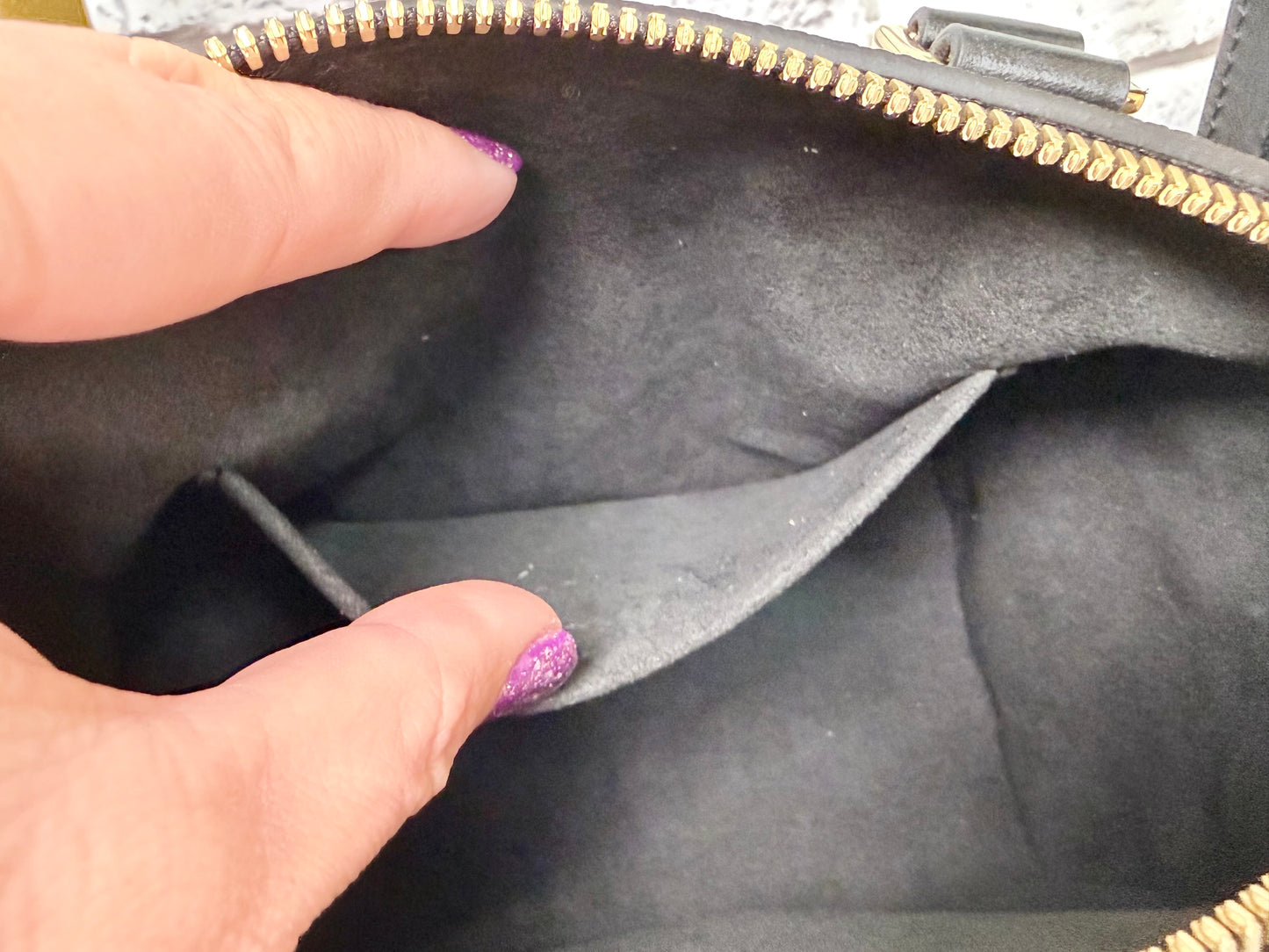 Louis Vuitton Empreinte Speedy 20 Bandouliere - Like New