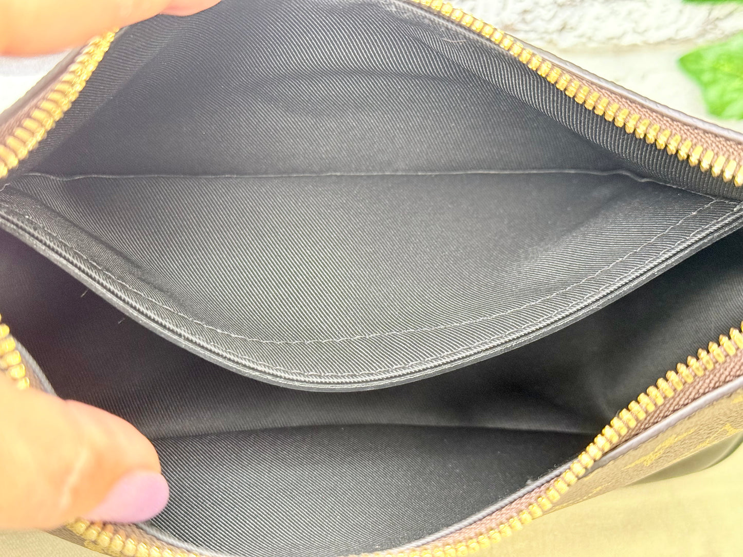 Louis Vuitton Boulogne (Monogram/Black) - Like New