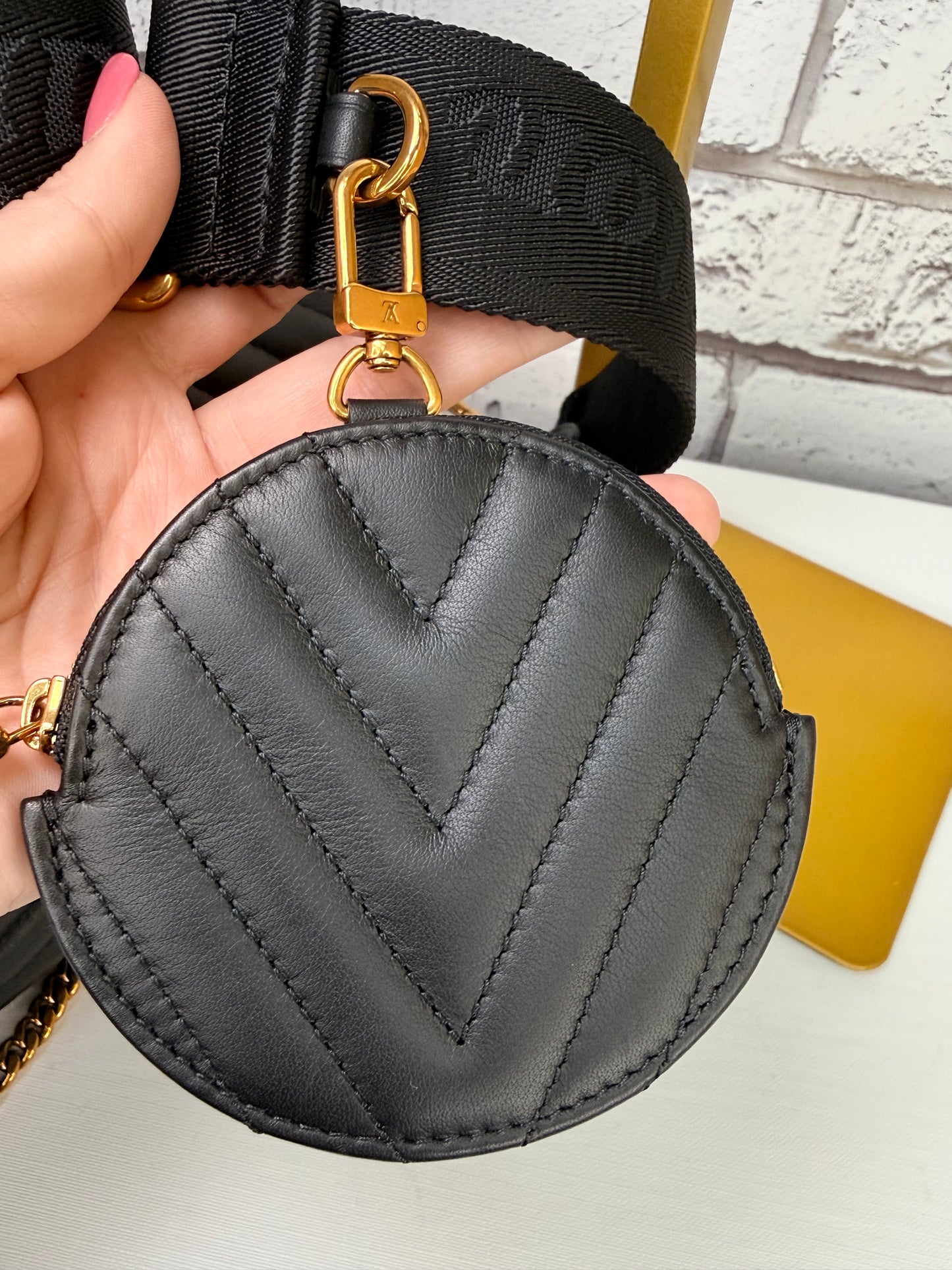 Louis Vuitton New Wave Multi Pochette (Black) - Excellent