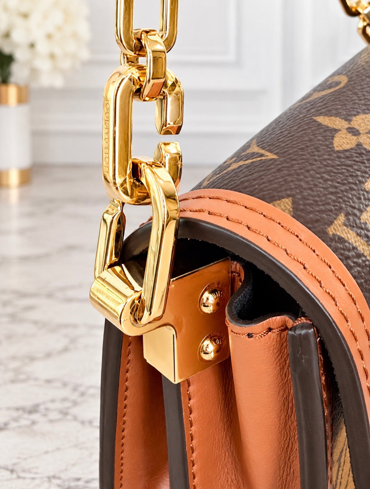 Louis Vuitton Dauphine East West - New