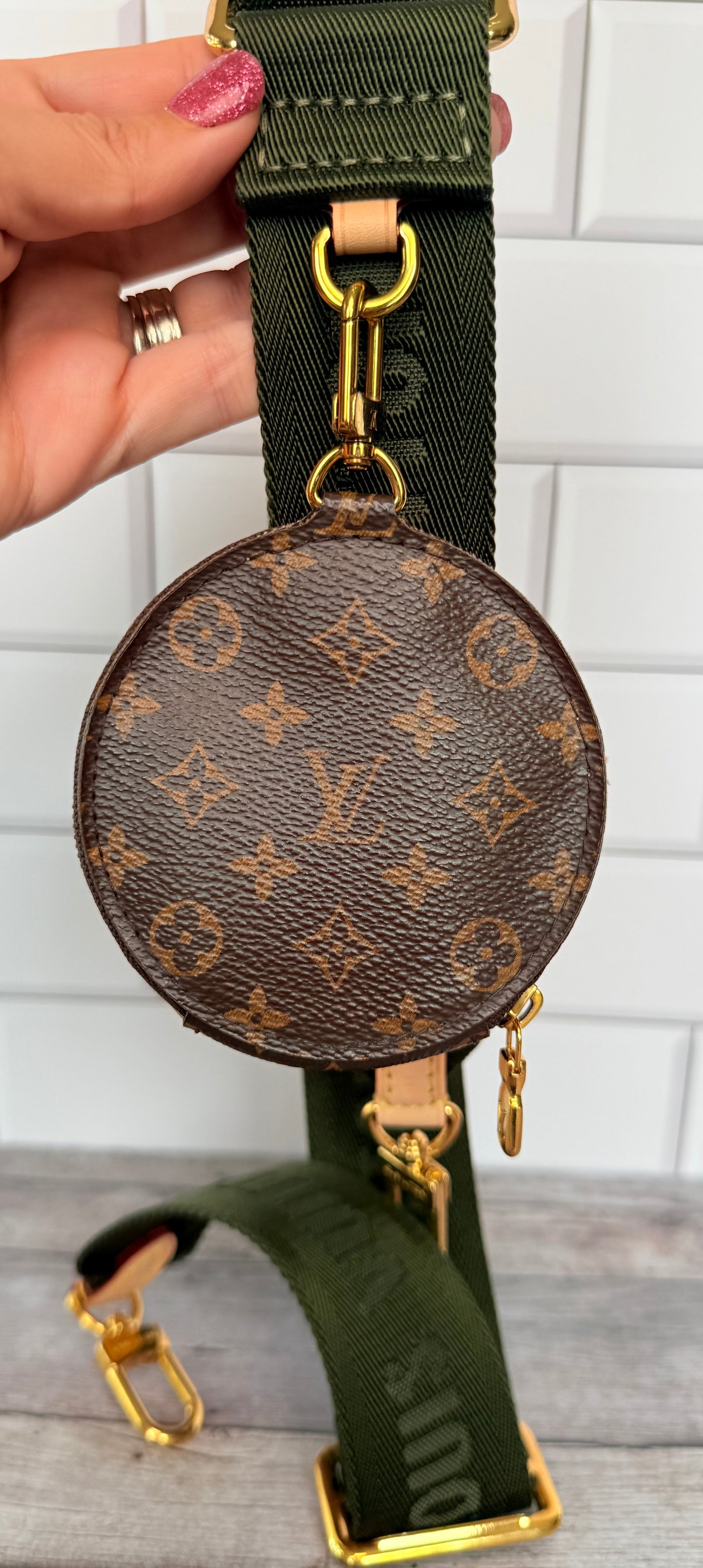 Louis Vuitton Multi Pochette Accessoires (Monogram/Khaki Green) - Like New