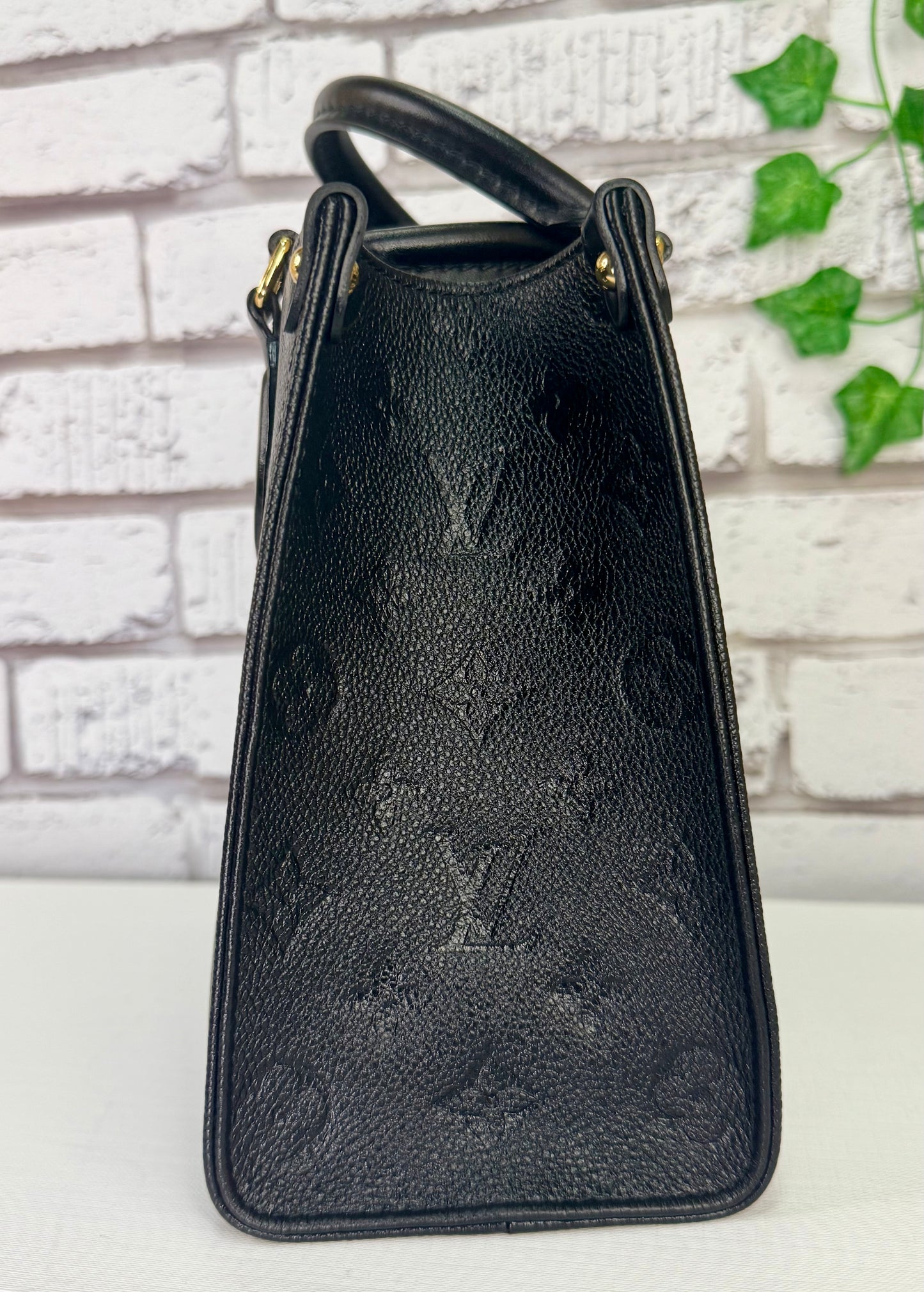 Louis Vuitton Black Empreinte On The Go PM