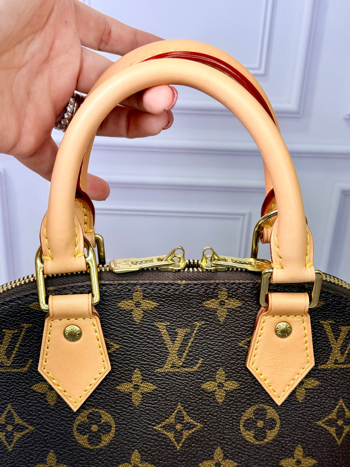 Louis Vuitton Alma BB (Monogram) - Like New