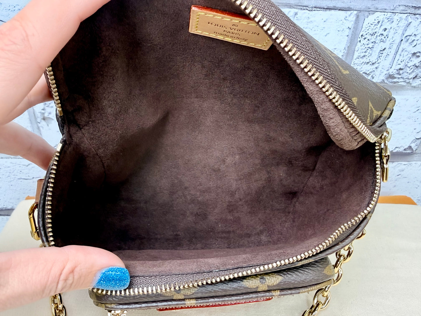 Louis Vuitton Mini Bum Bag (Monogram) - Excellent