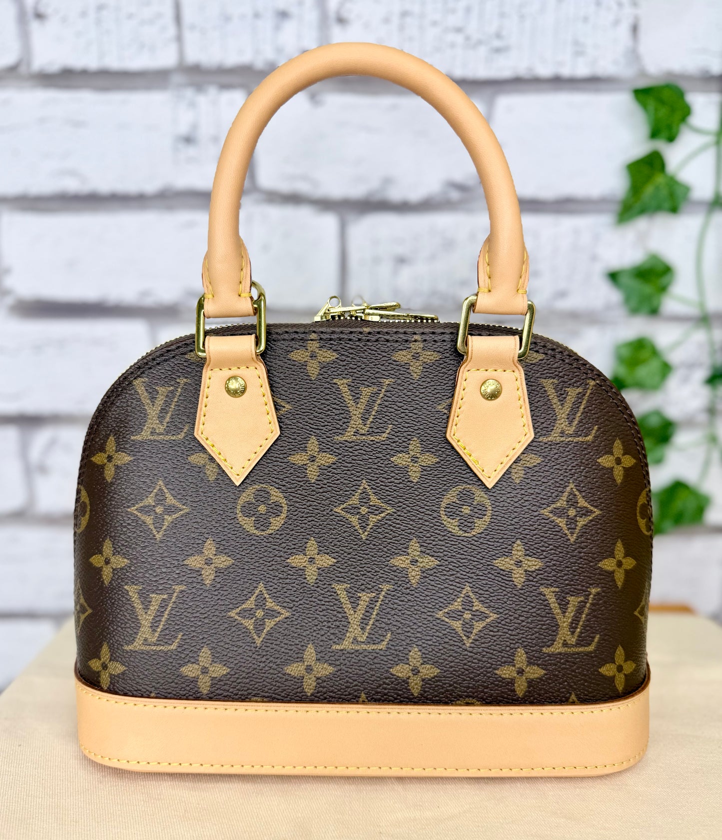 Louis Vuitton Alma BB (Monogram) - Excellent/Like New