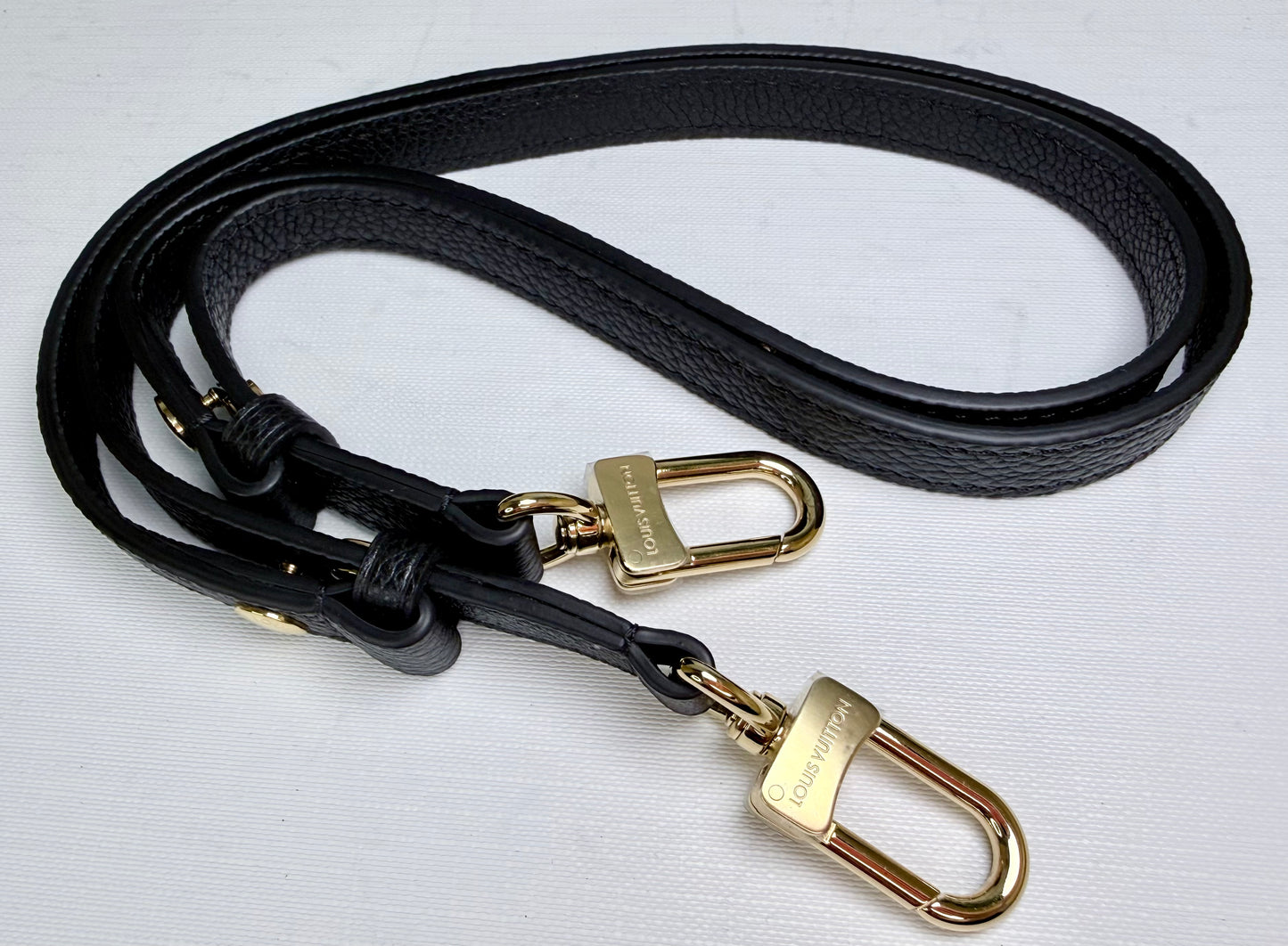 Louis Vuitton Empreinte Leather Metis East West (Black) - Like New/Unused