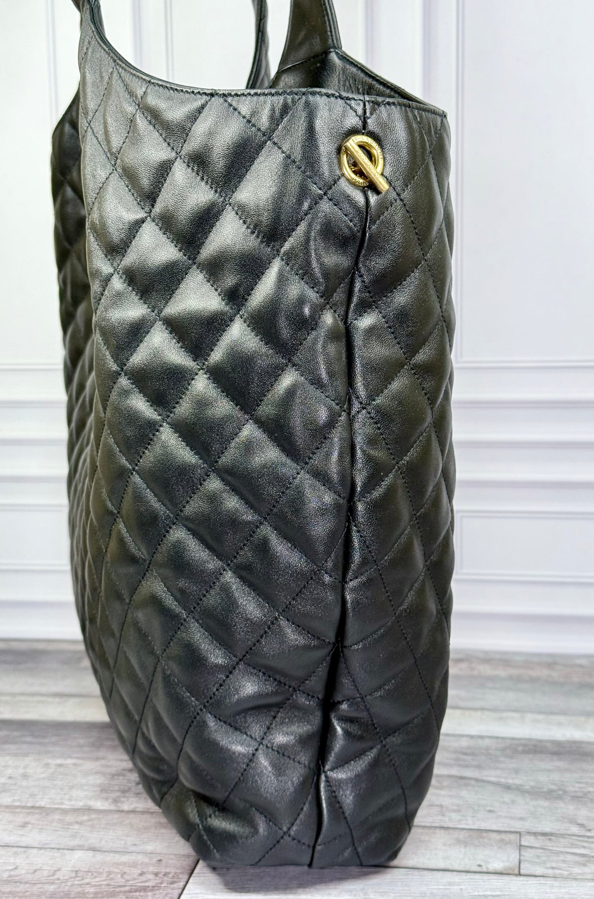 Saint Laurent iCare Maxi Tote (Black Lambskin) - Like New