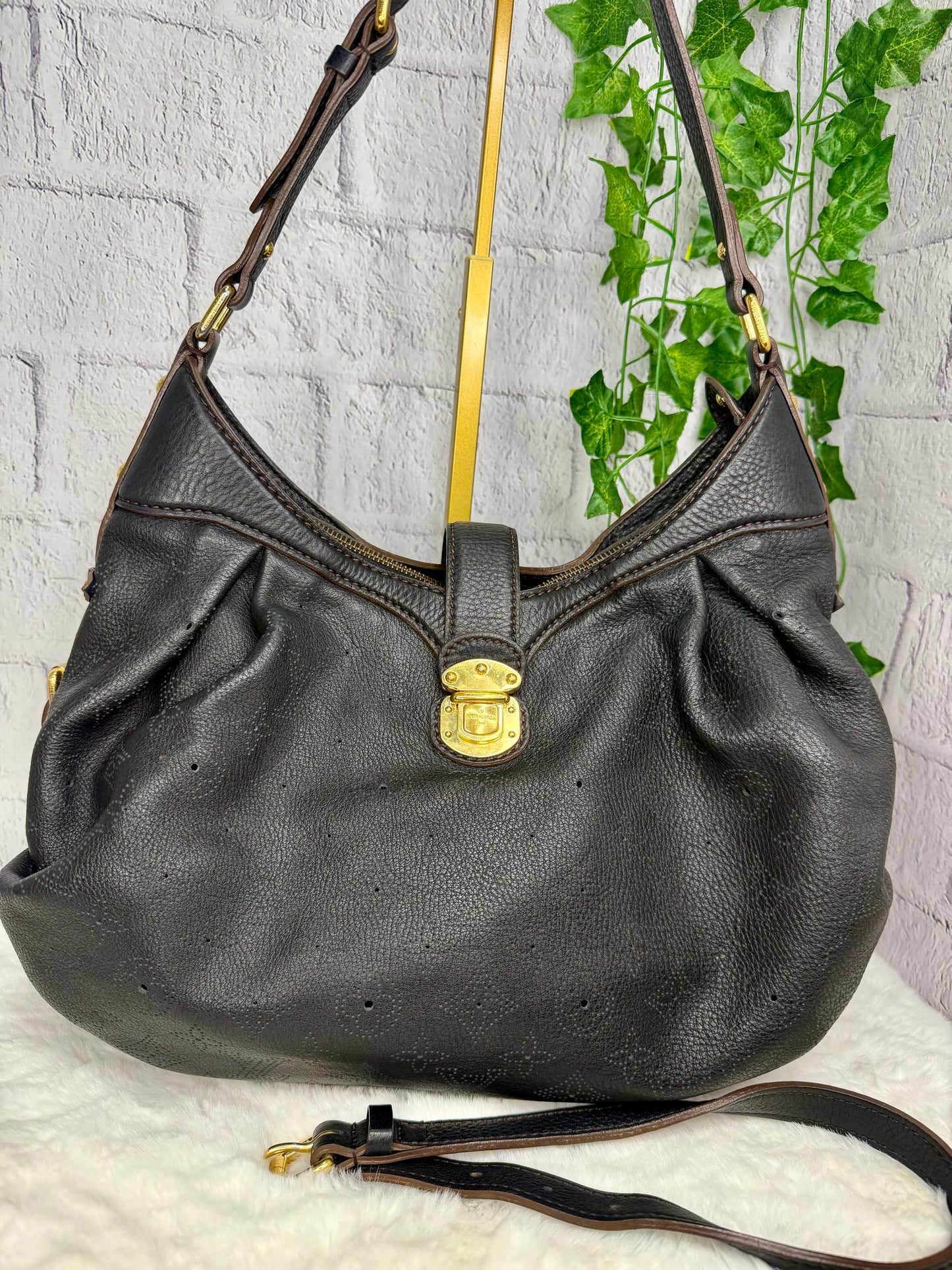 Louis Vuitton Black Mahina Leather XS Hobo