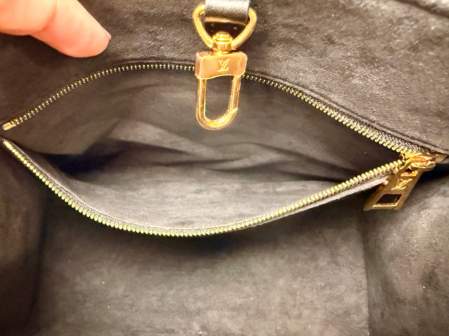 Louis Vuitton Black Empreinte On The Go PM