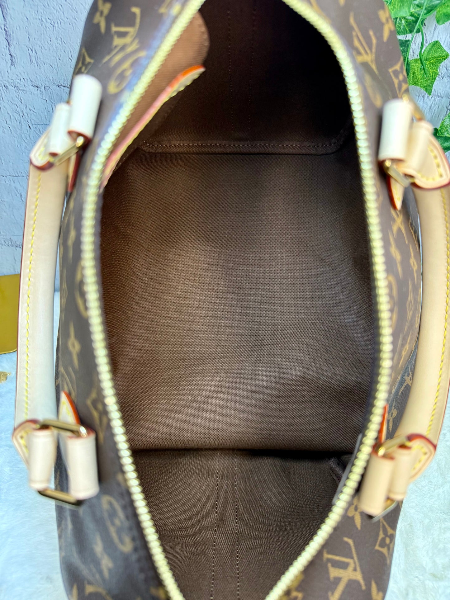 Louis Vuitton Monogram Speedy 30 Bandouliere