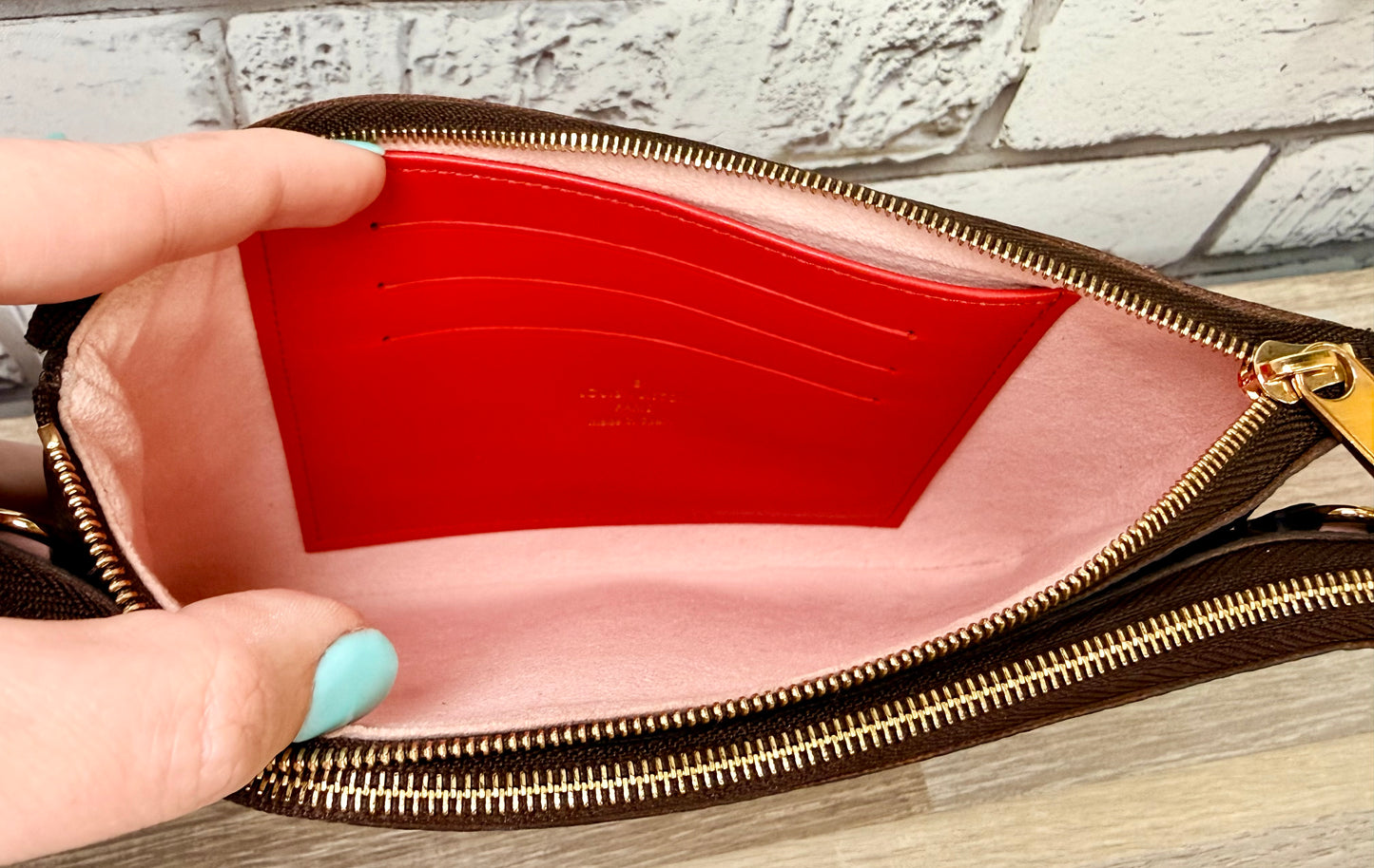 Pre-Owned Louis Vuitton “Blooming Flowers” Double Zip Pochette