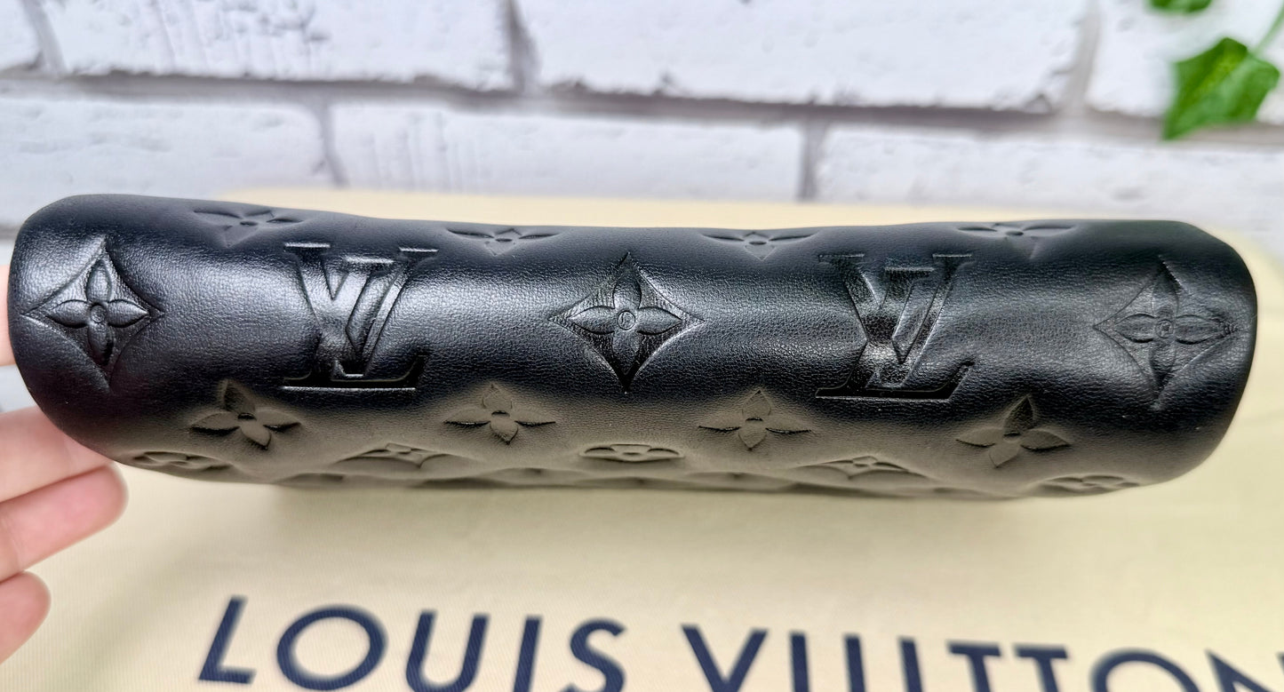 Louis Vuitton Coussin Pochette (Black) - Excellent
