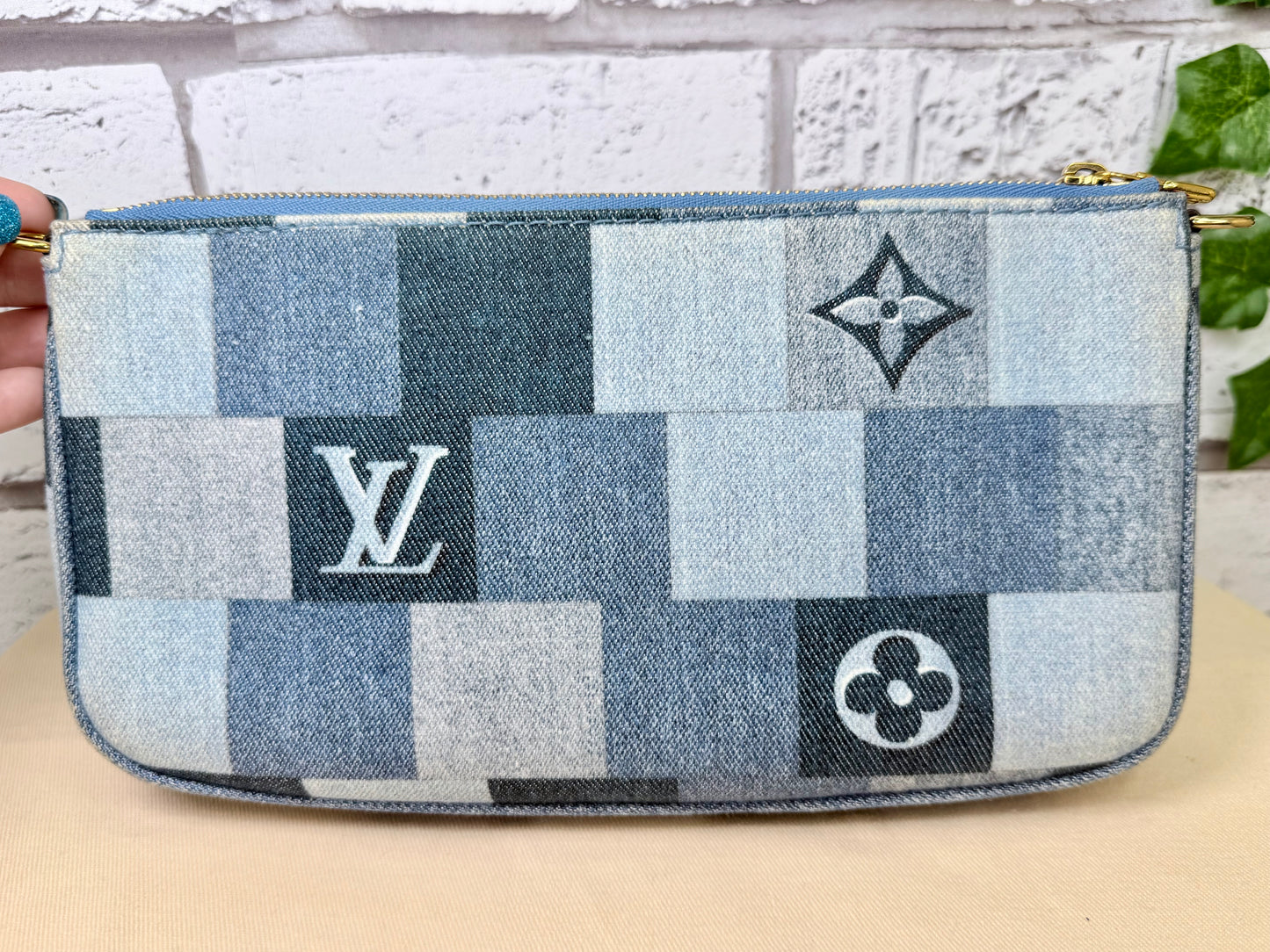 Louis Vuitton Multi Pochette Accessoires (Denim) - Excellent