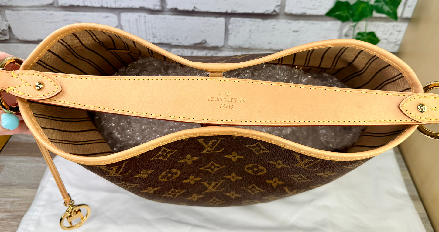 Pre-Owned Louis Vuitton Delightful PM