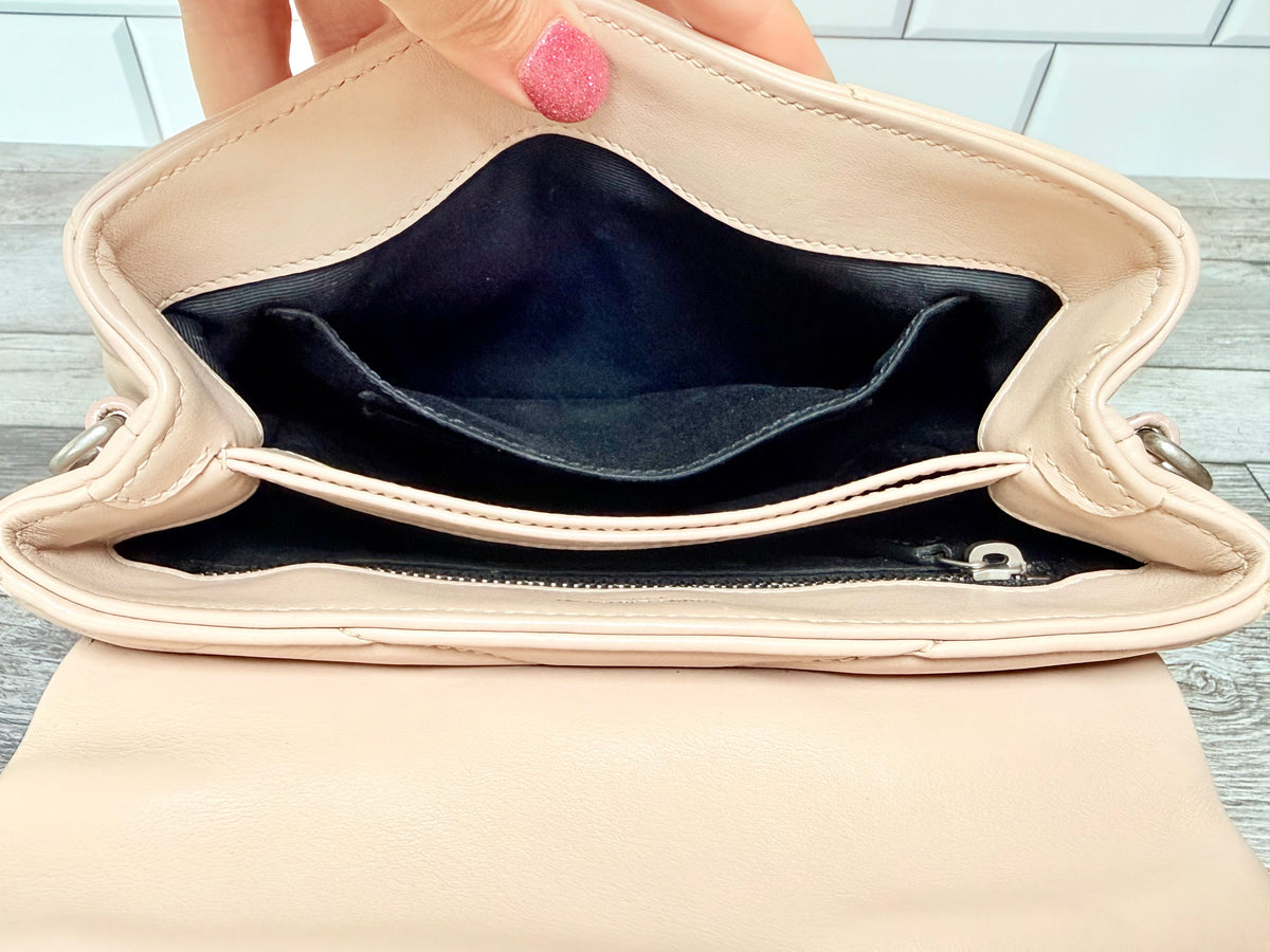 YSL Toy LouLou (Nude Beige) - Excellent