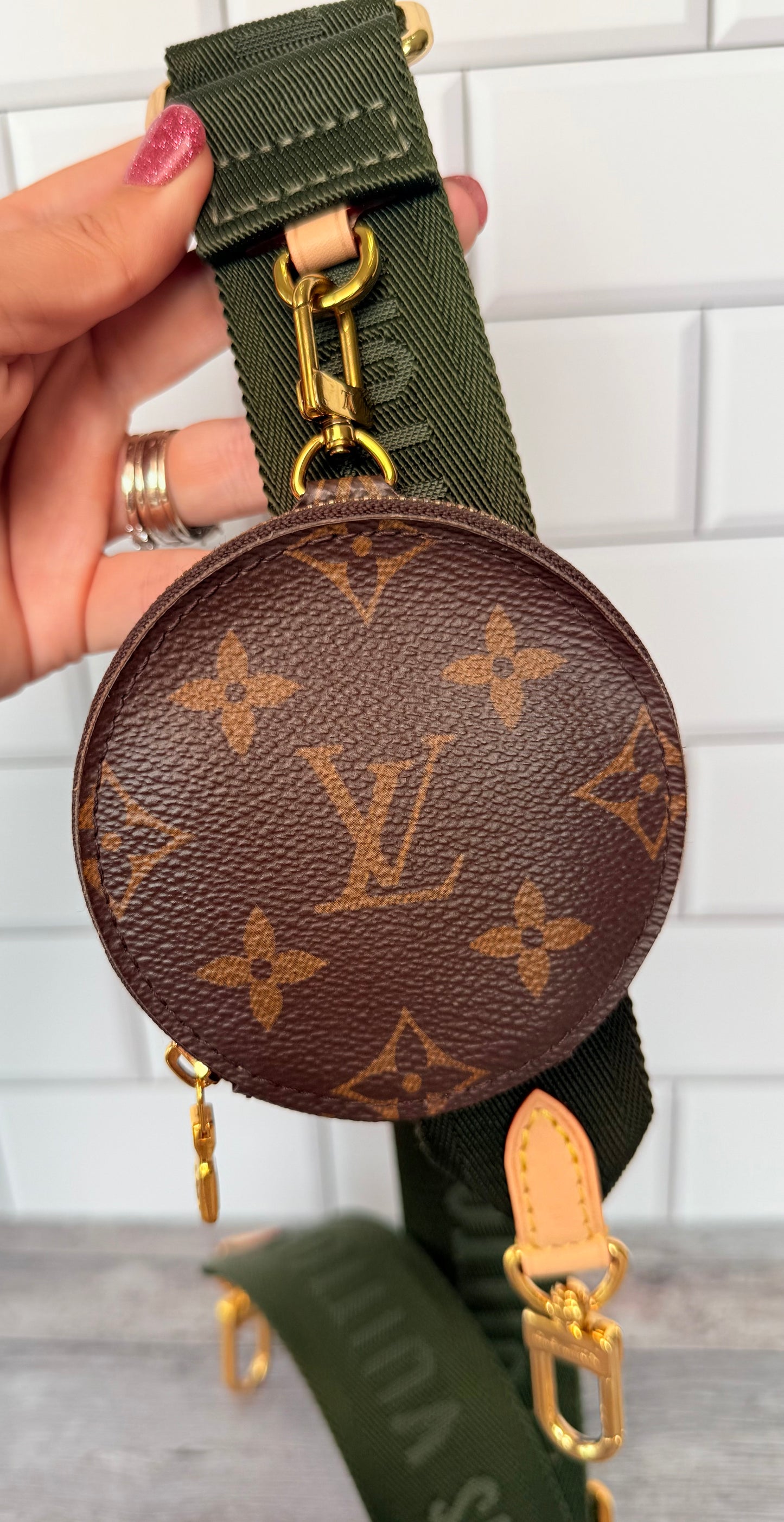 Louis Vuitton Multi Pochette Accessoires (Monogram/Khaki Green) - Like New