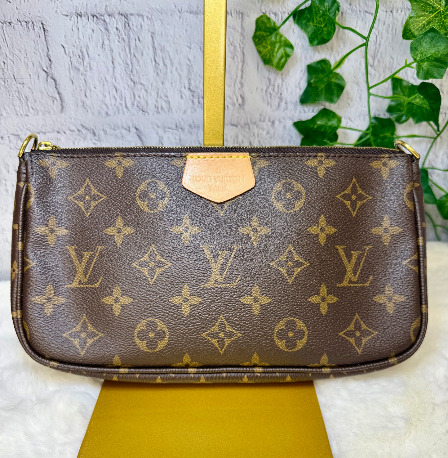 Louis Vuitton Monogram Multi Pochette (Pink)