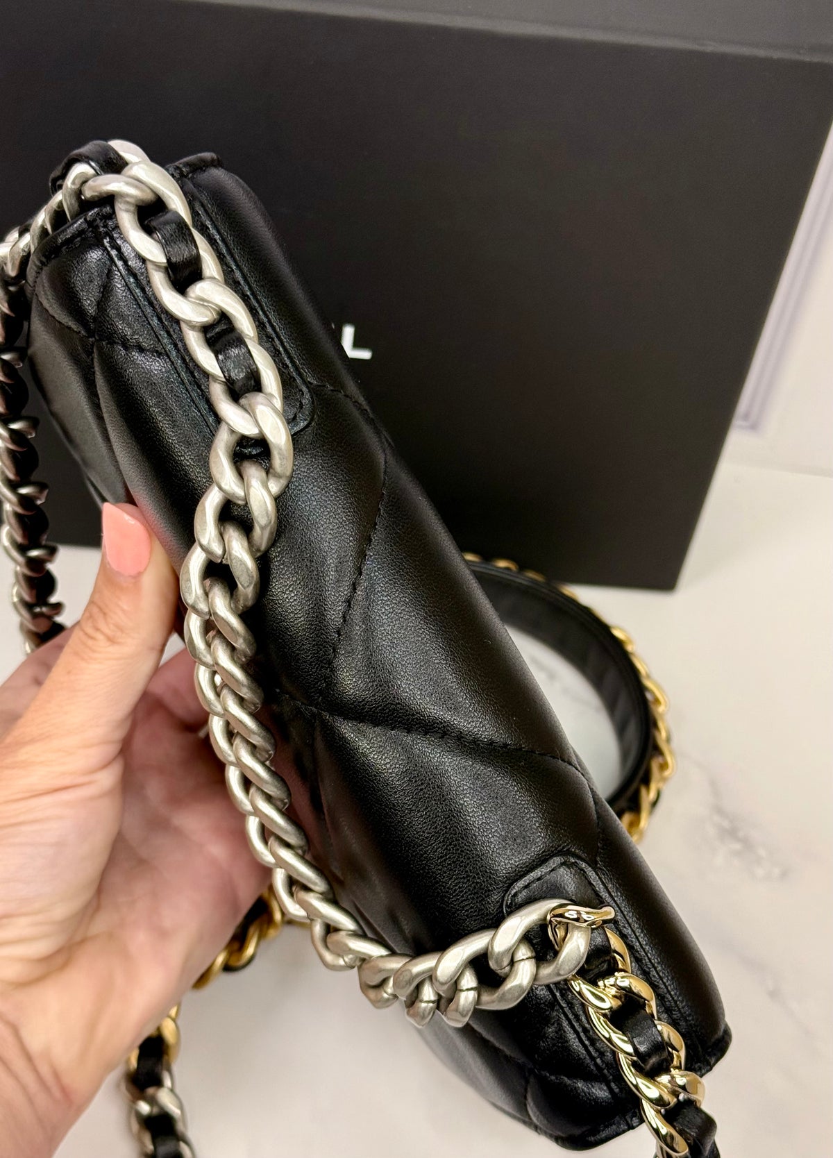 Chanel 19 Lambskin WOC (Black) - Excellent