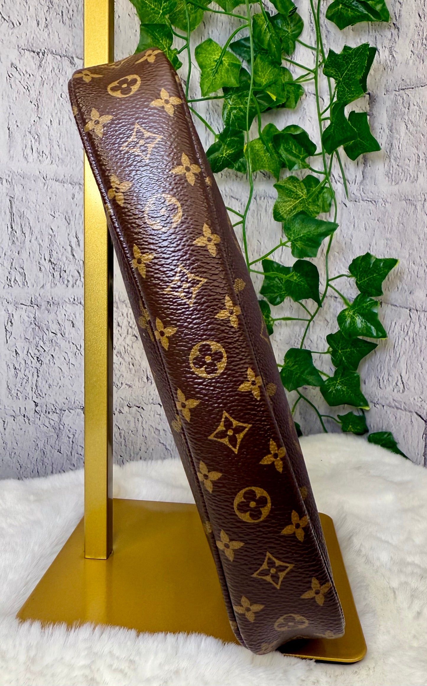 Louis Vuitton Monogram Multi Pochette (Pink)